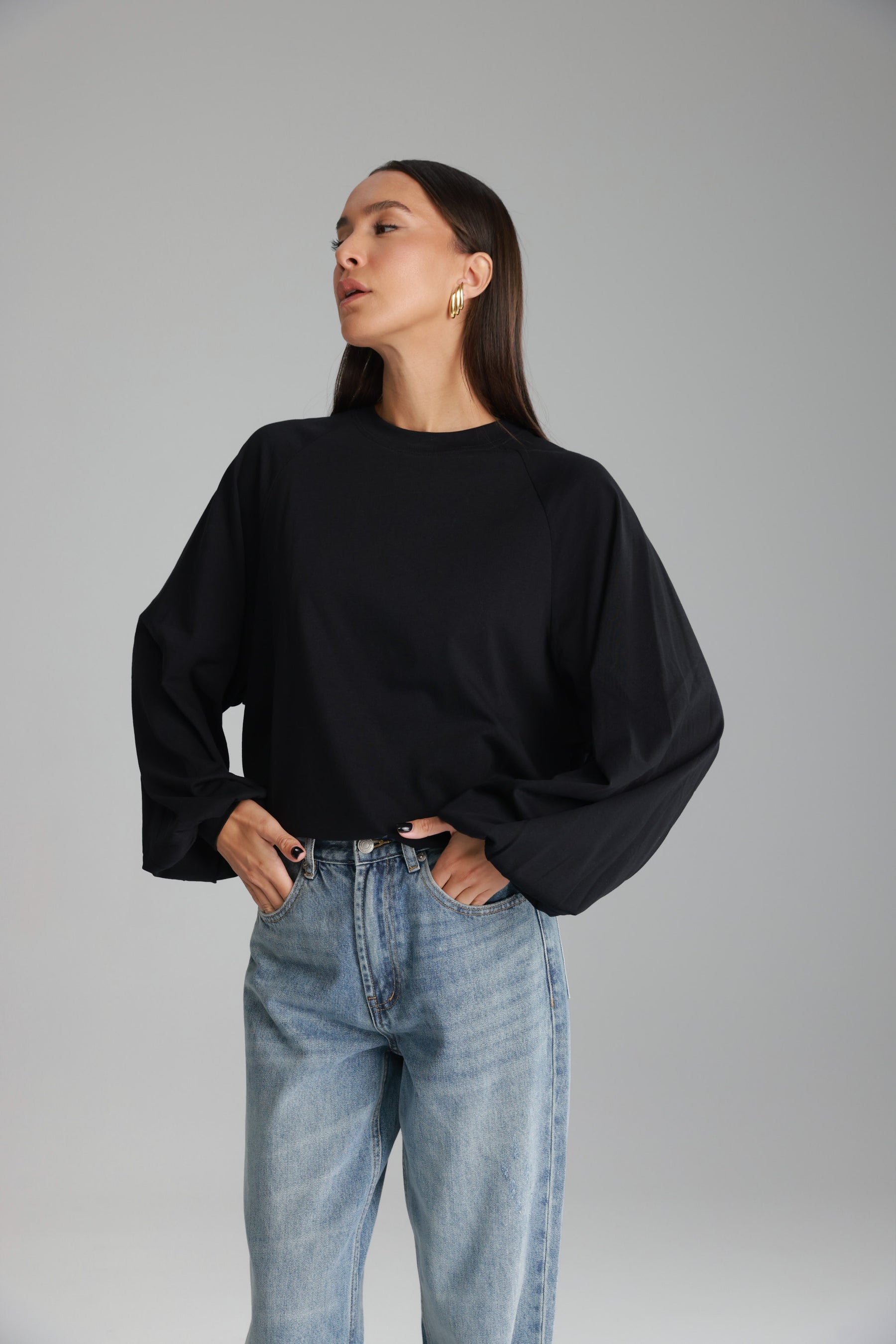 חולצת קיארה שחורה