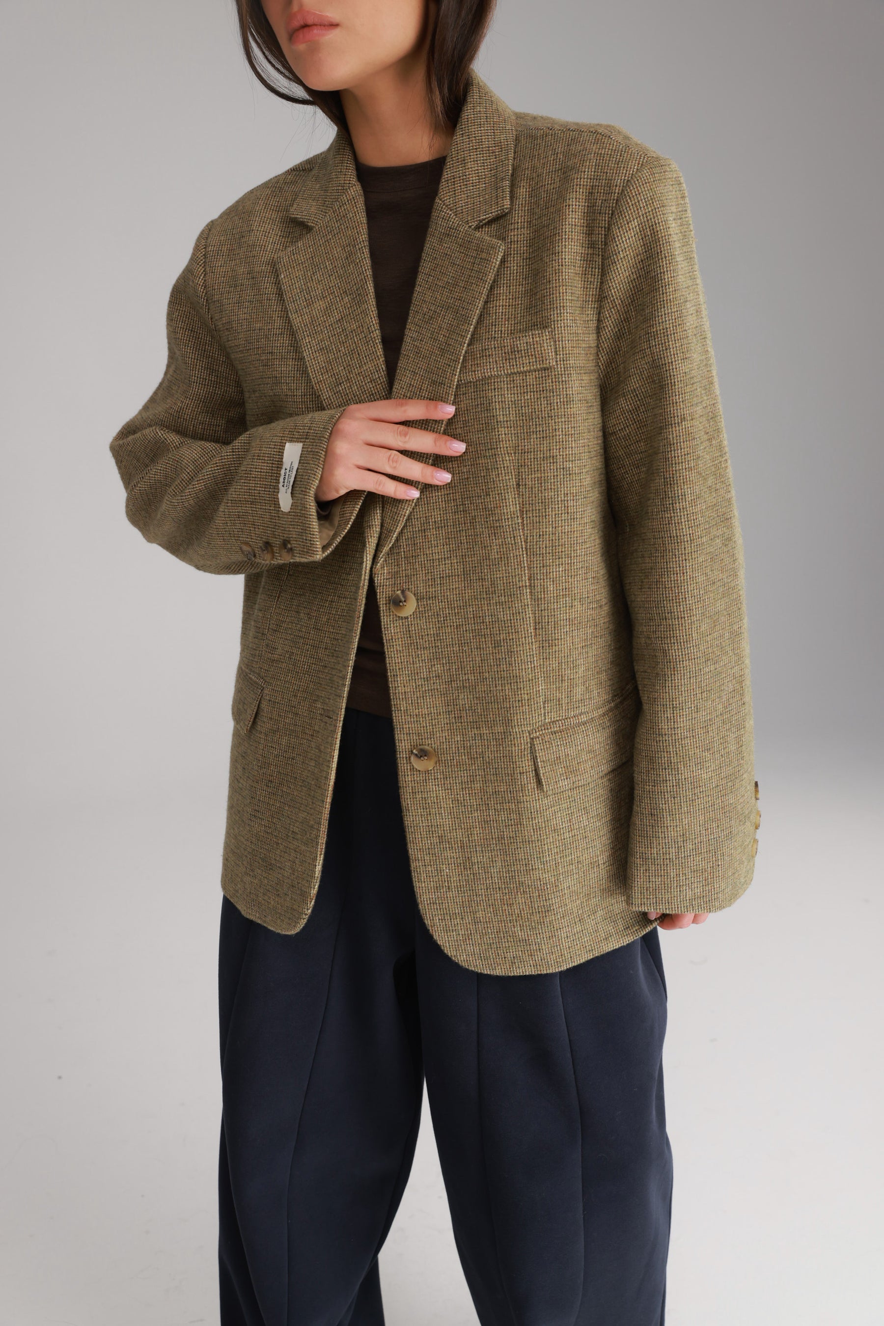 בלייזר אנדי חאקי