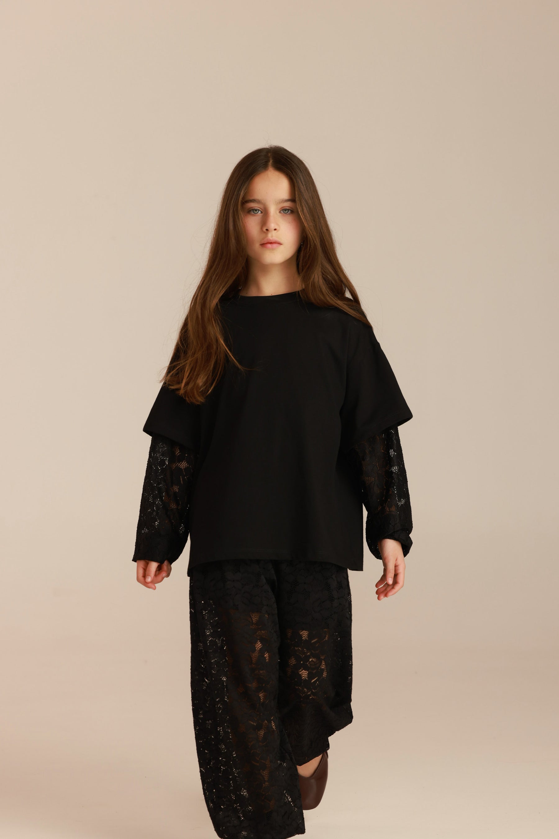 חולצת ליבר שחורה