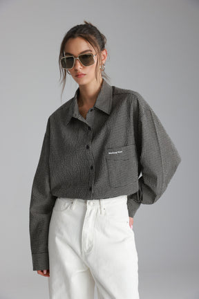 חולצת לאלי מכופתרת שחורה