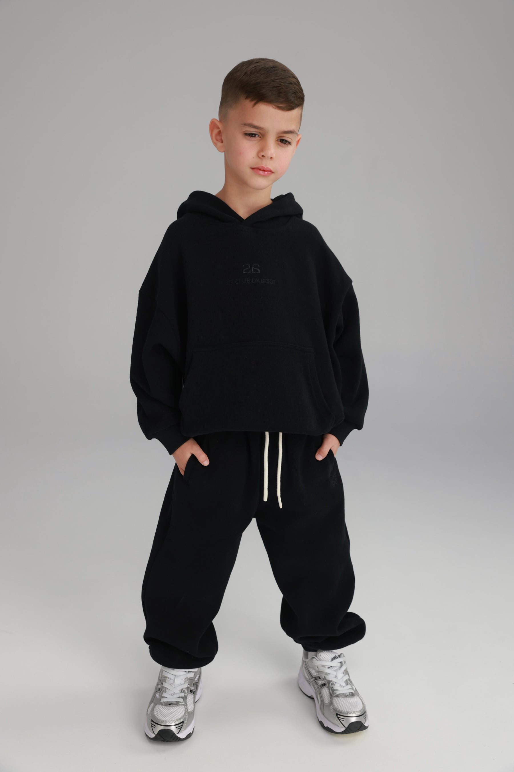 חליפת סלינה שחורה