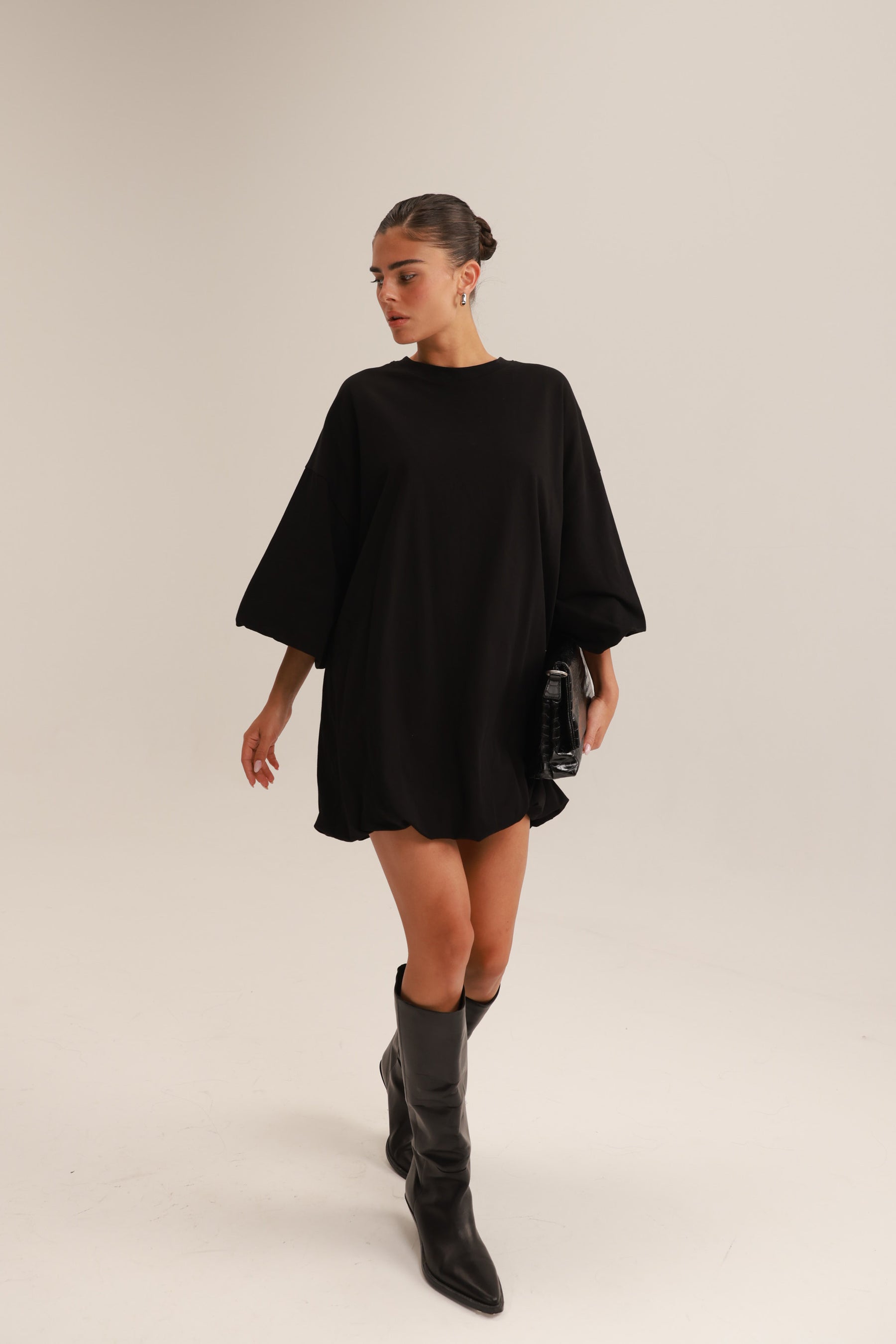 שמלת אמיליה שחורה