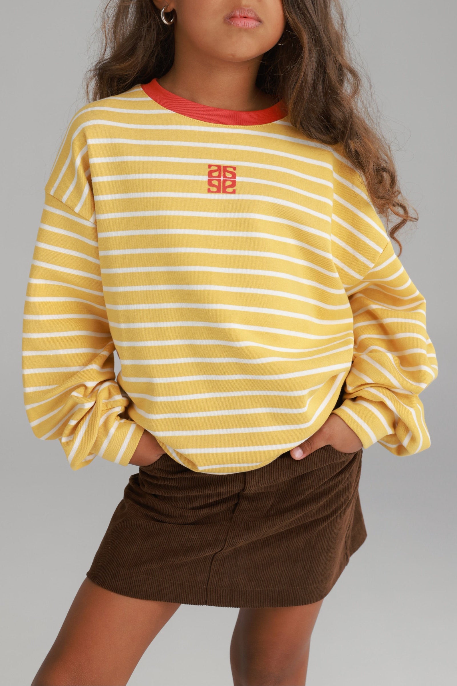 חולצת סולי צהובה