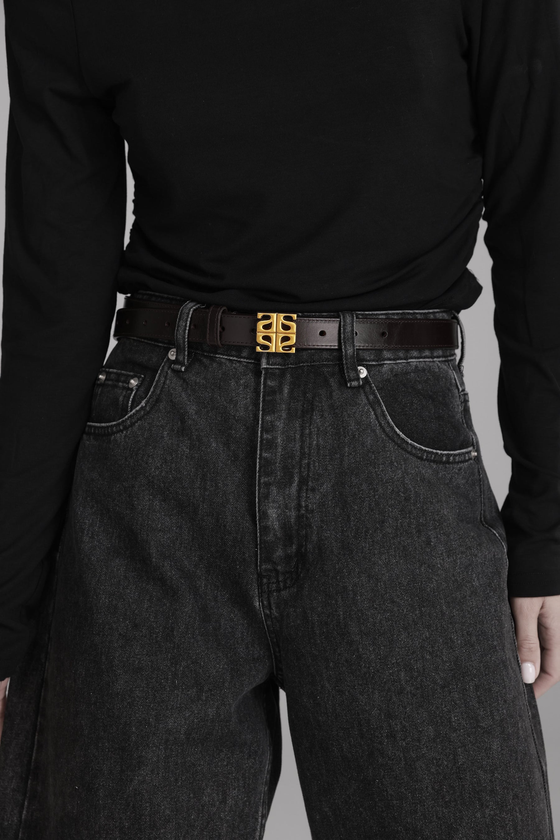 חגורת מריאן חום כהה אבזם זהב