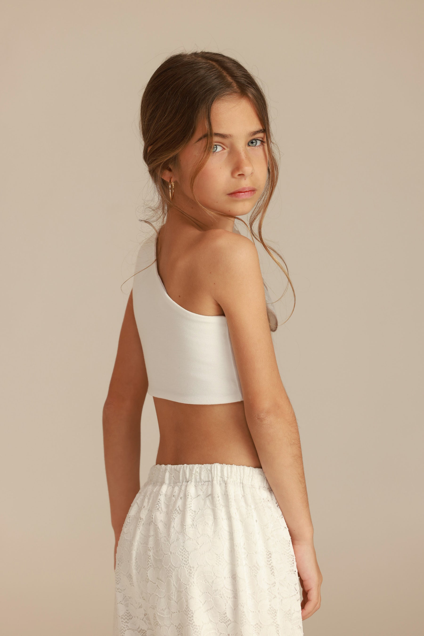 גופיית עמליה לבנה