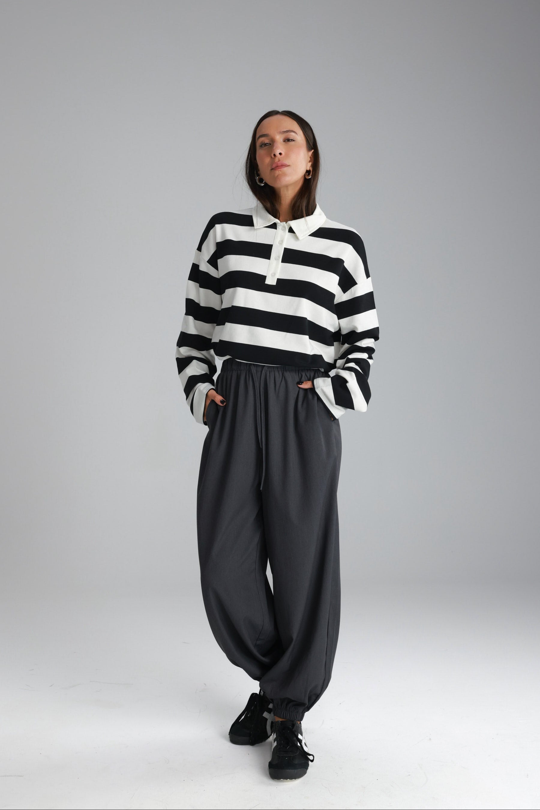 חולצת לורי פסים שחור/לבן