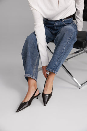 נעלי אניה חומות