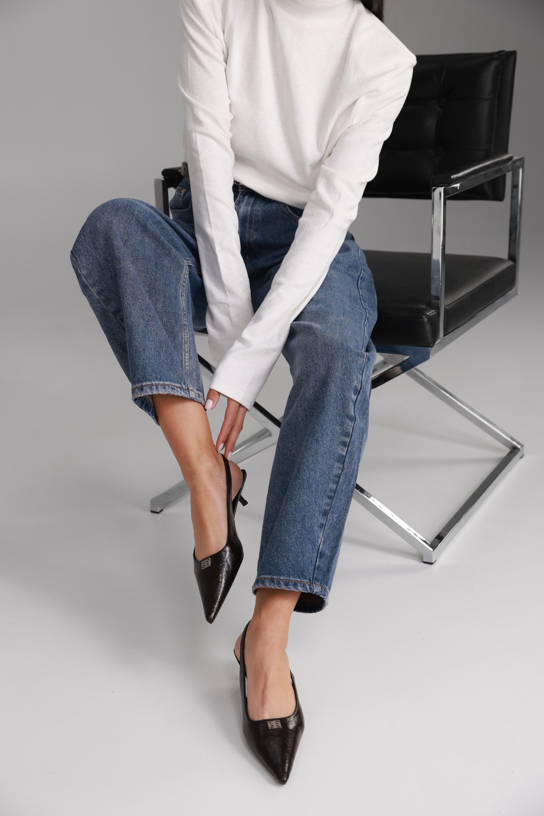 נעלי אניה חומות