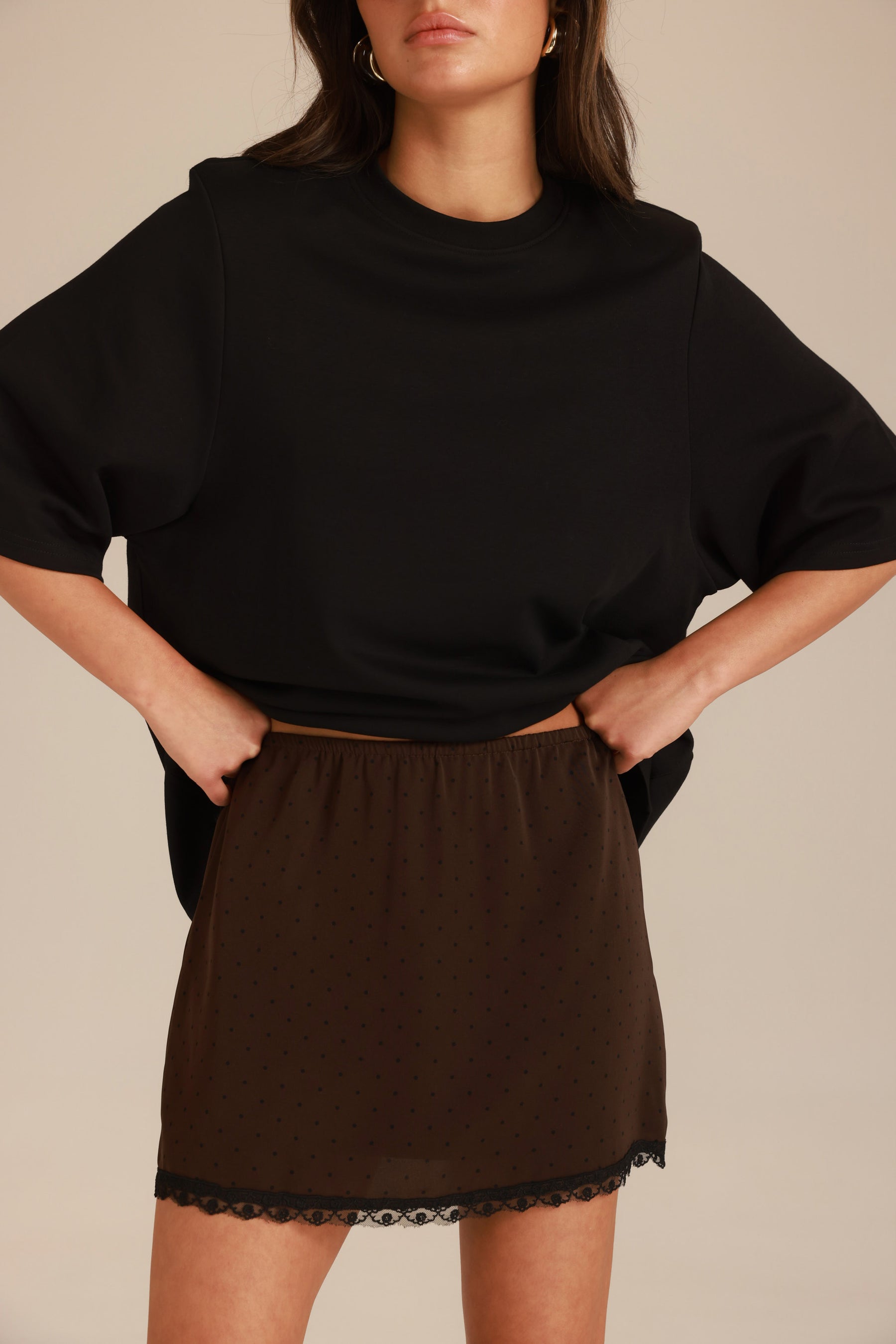 חצאית טיאגו חומה