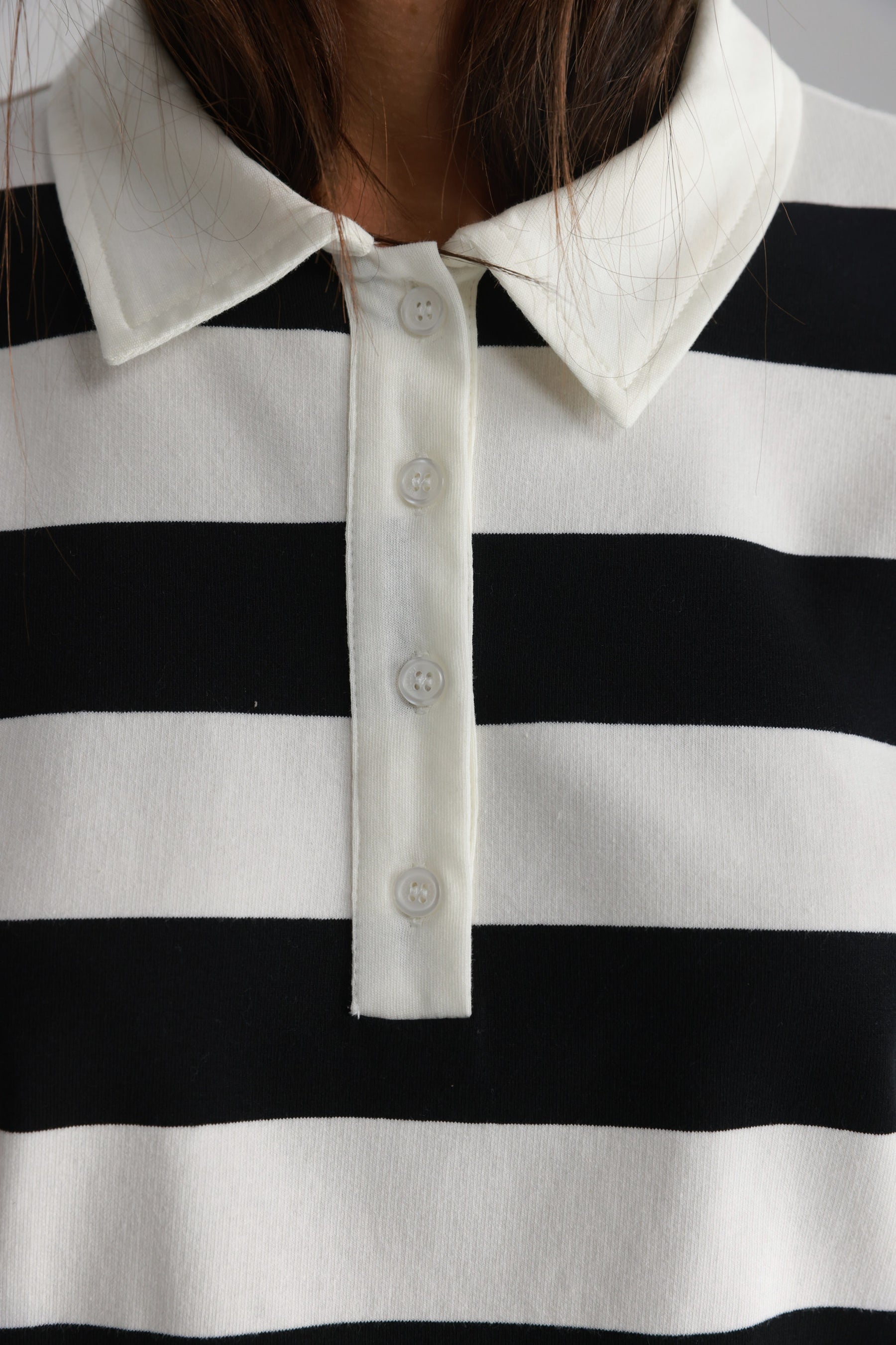 חולצת לורי פסים שחור/לבן