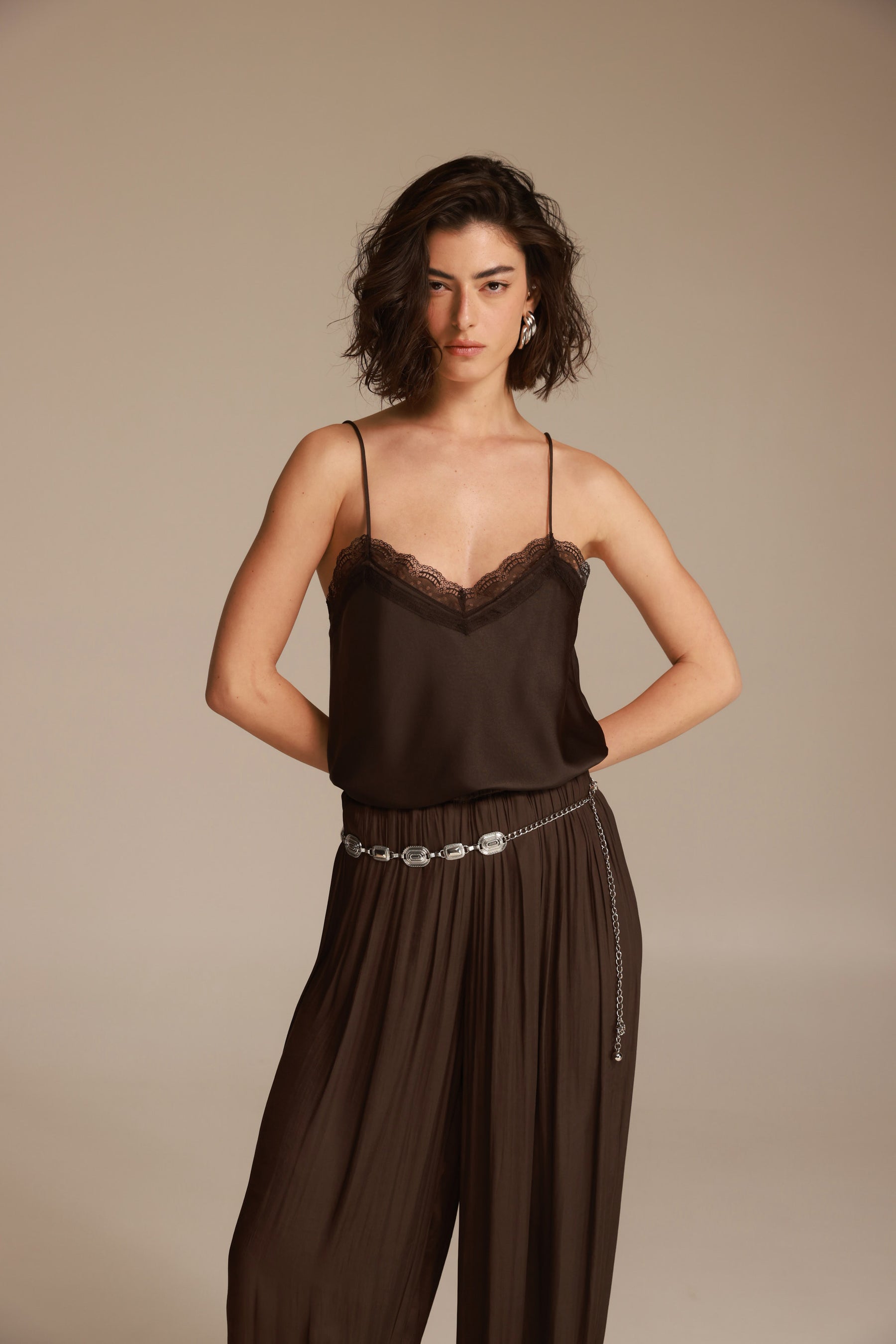 גופיית רוסליה חומה