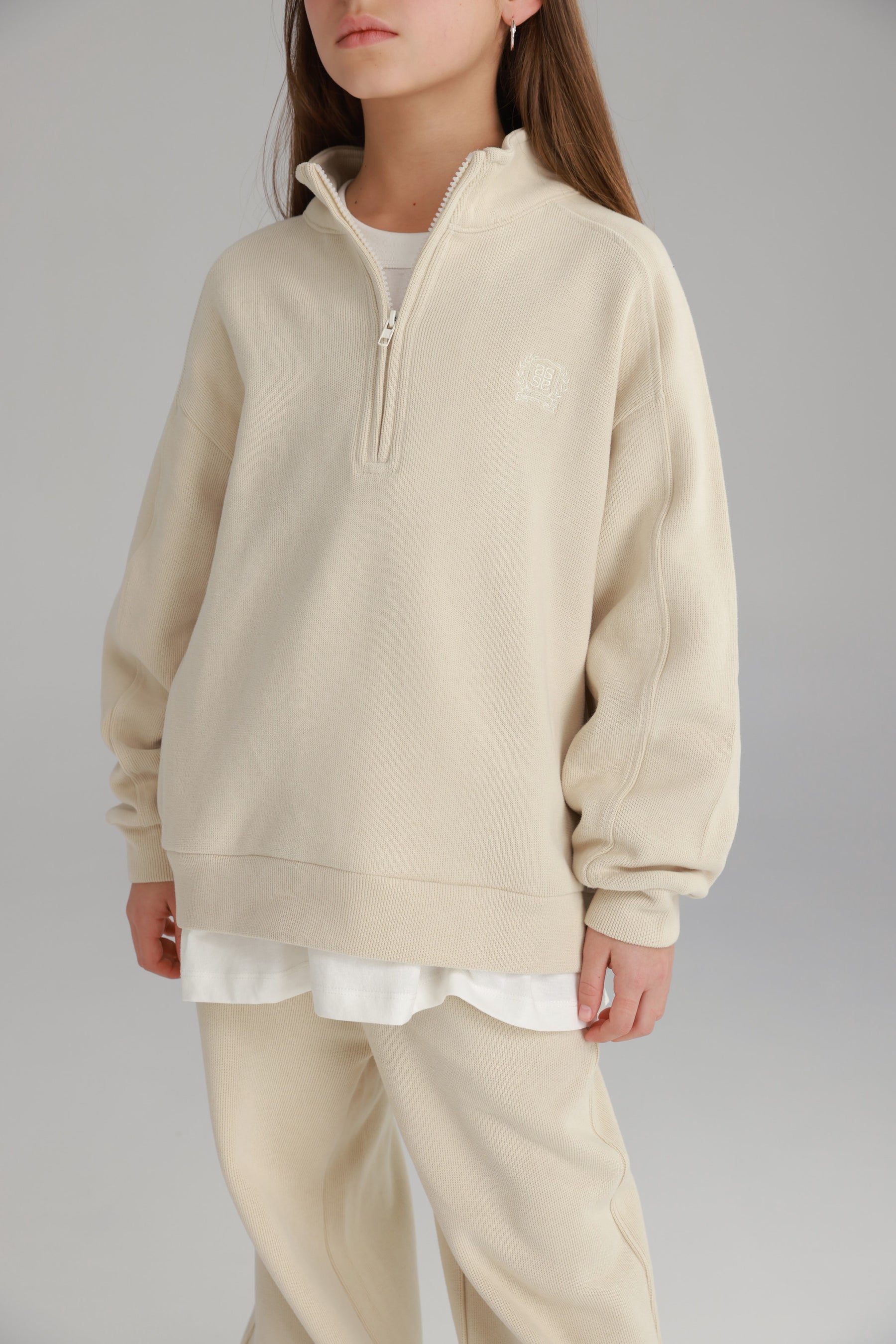 חליפת קיארה בז'