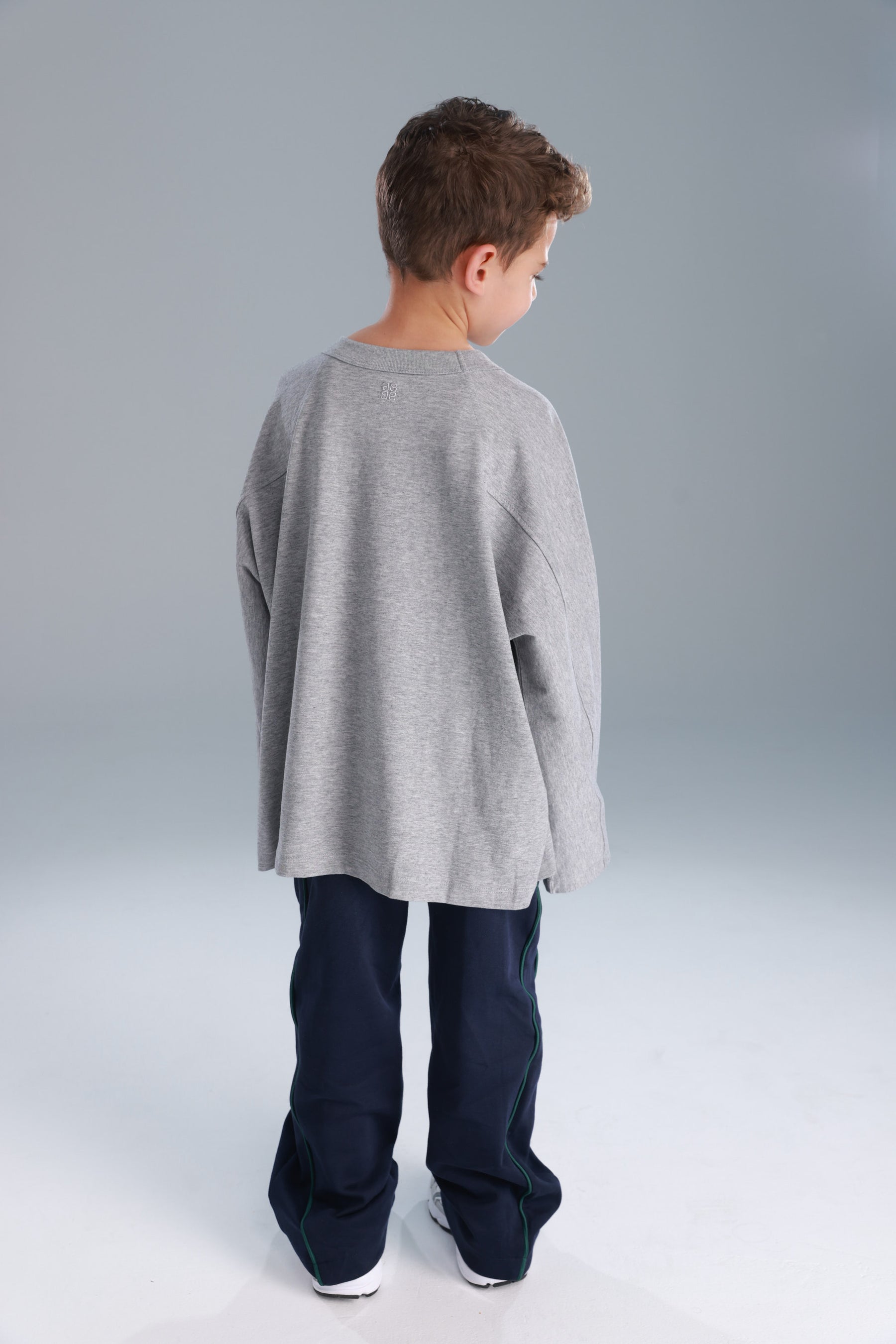 חולצת קרינה אפורה