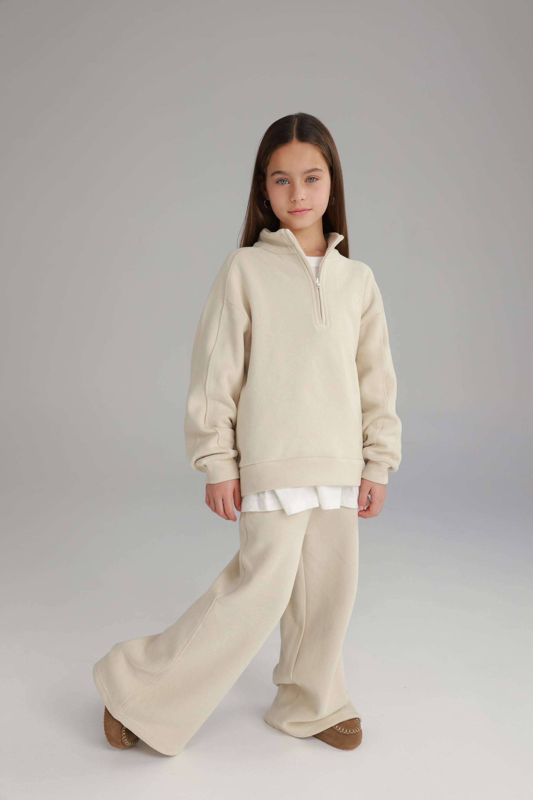 חליפת קיארה בז'