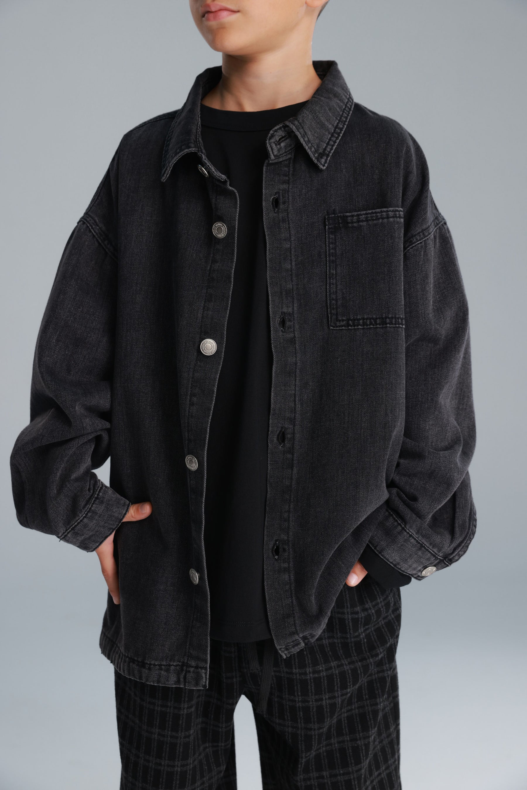 חולצת ג'ינס מייסון שחורה