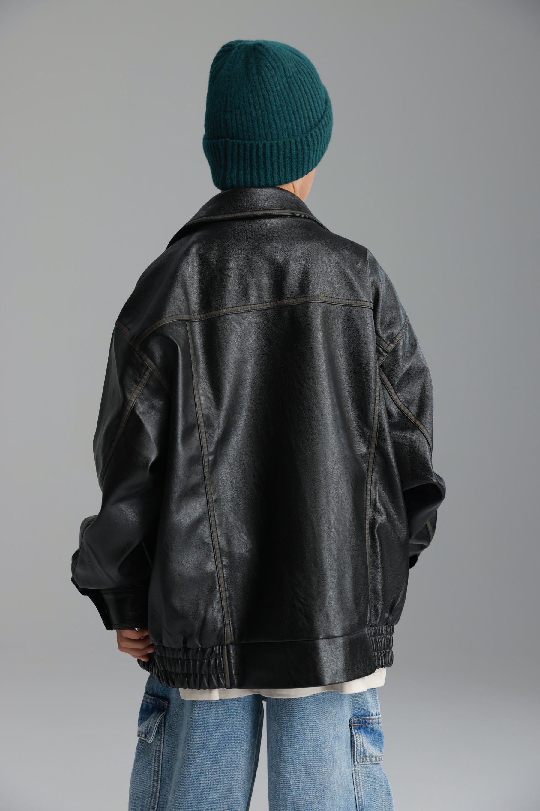 מעיל האנה דמוי עור שחור