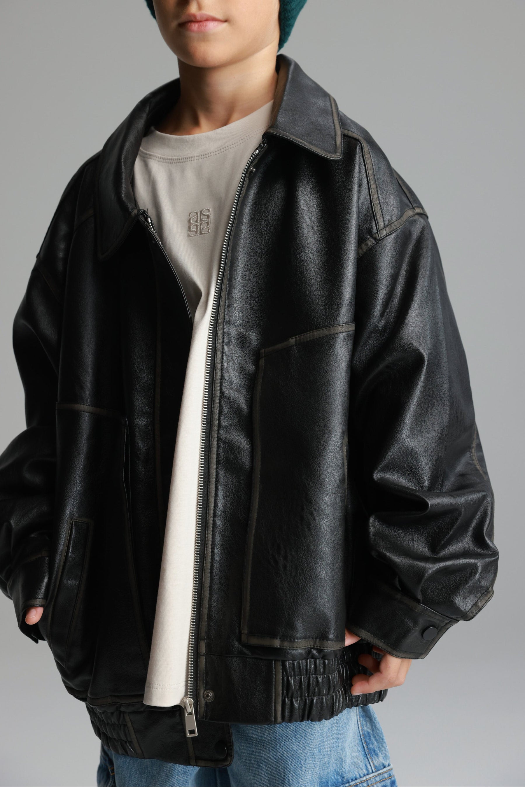 מעיל האנה דמוי עור שחור