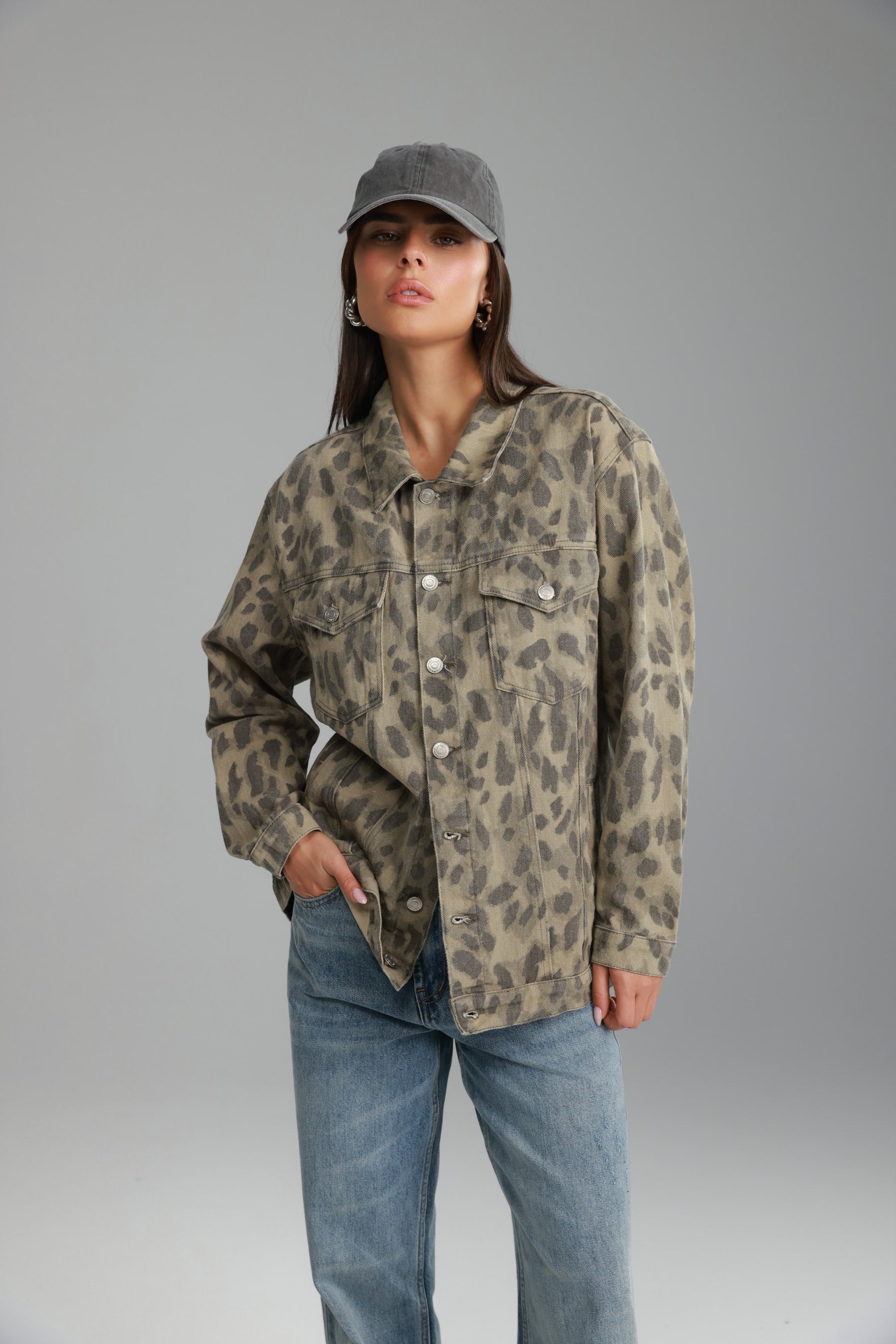 ג'קט ג'ינס ליני מנומר