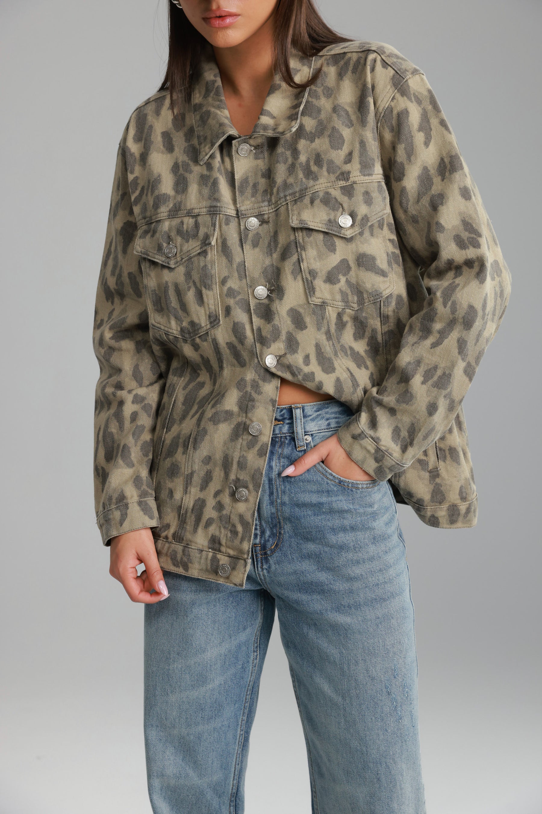 ג'קט ג'ינס ליני מנומר