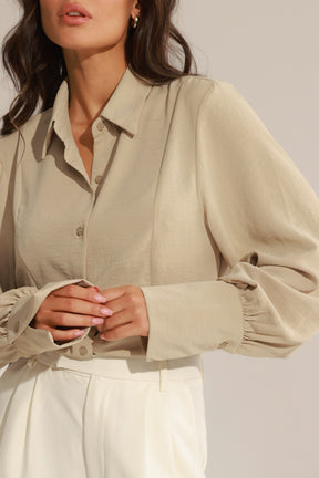 חולצת ביאנקה מכופתרת בז׳