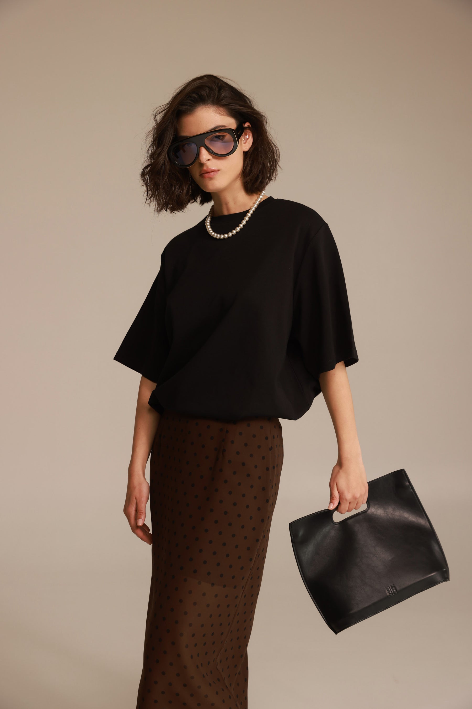 חולצת וויל שחורה