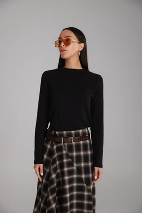 חולצת ג'יני שחורה