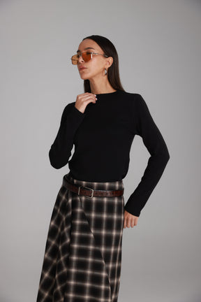 חולצת ג'יני שחורה