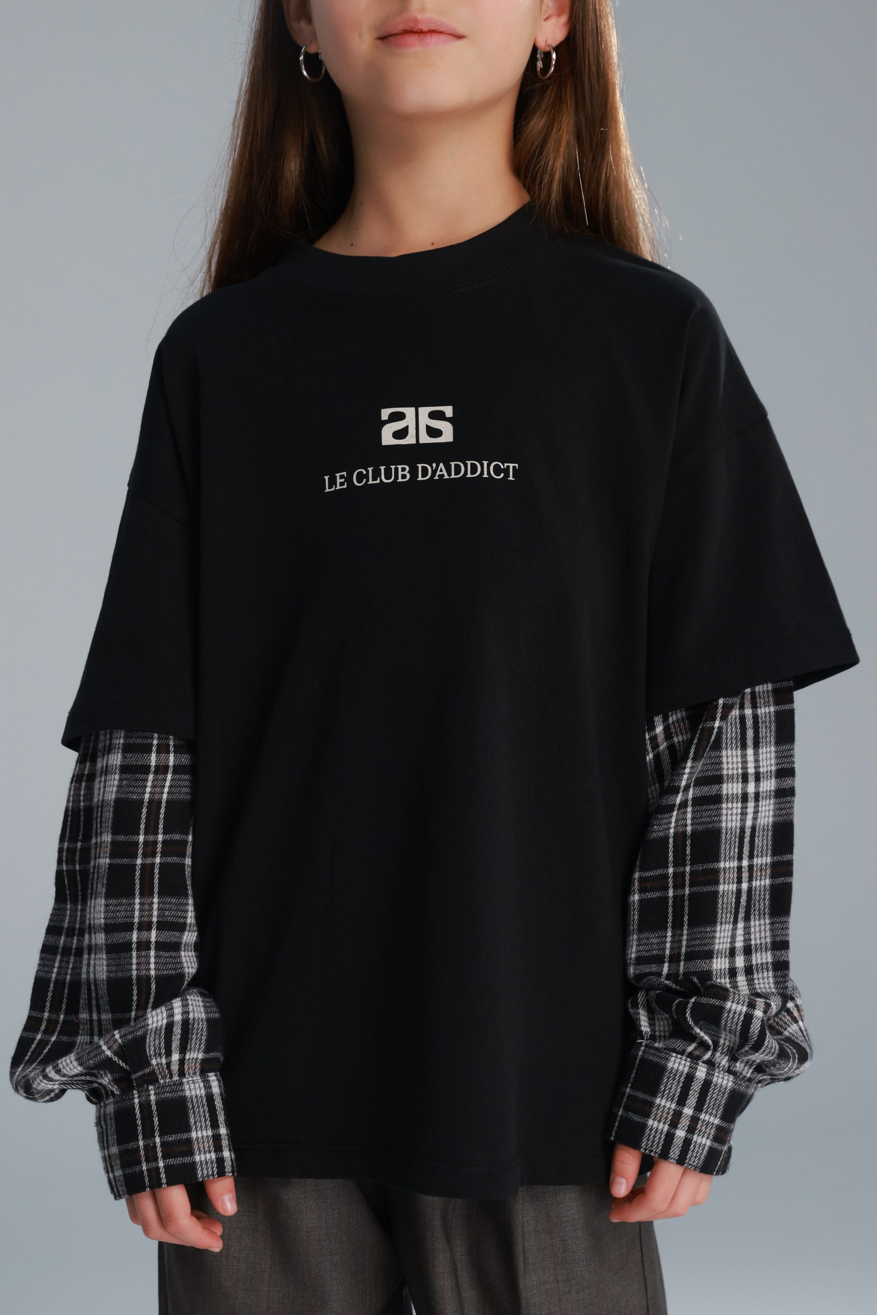 חולצת מדלן שחורה