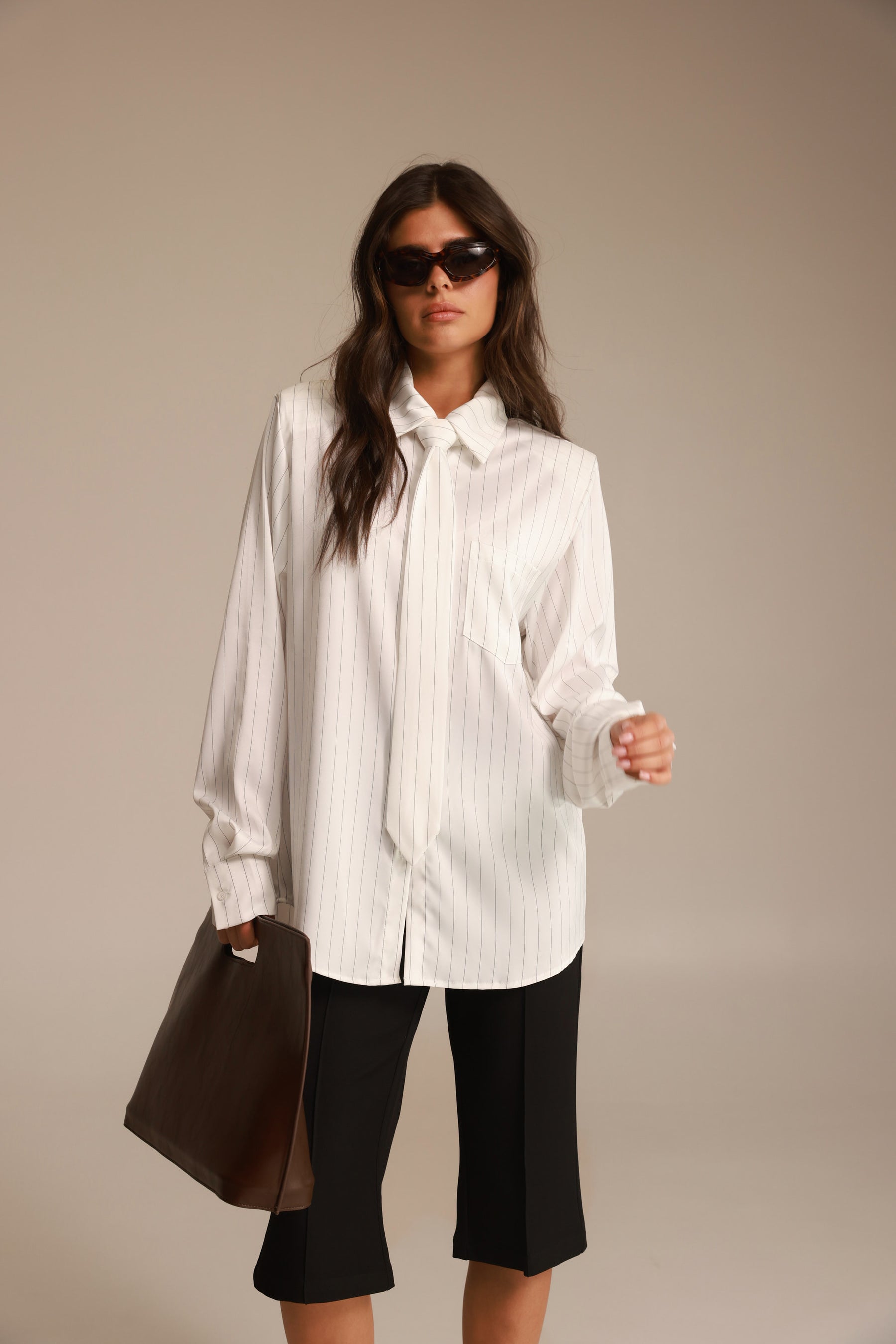 חולצת רוג'רס מכופתרת לבנה