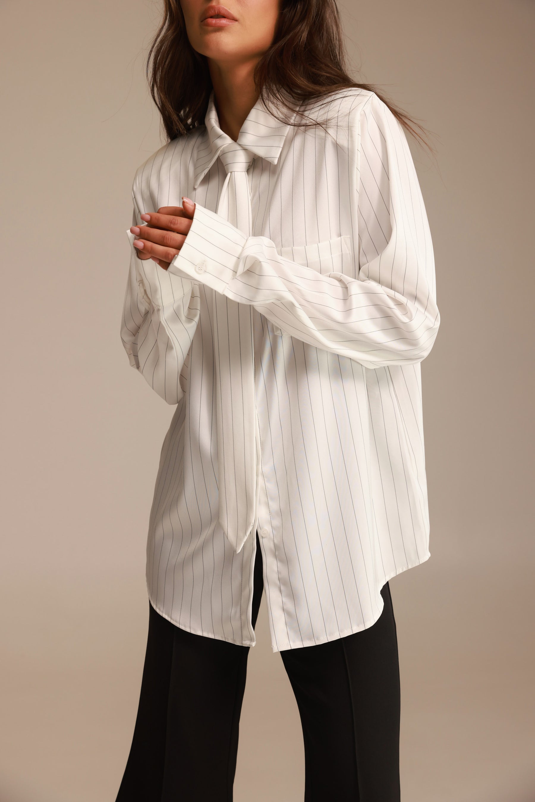 חולצת רוג'רס מכופתרת לבנה