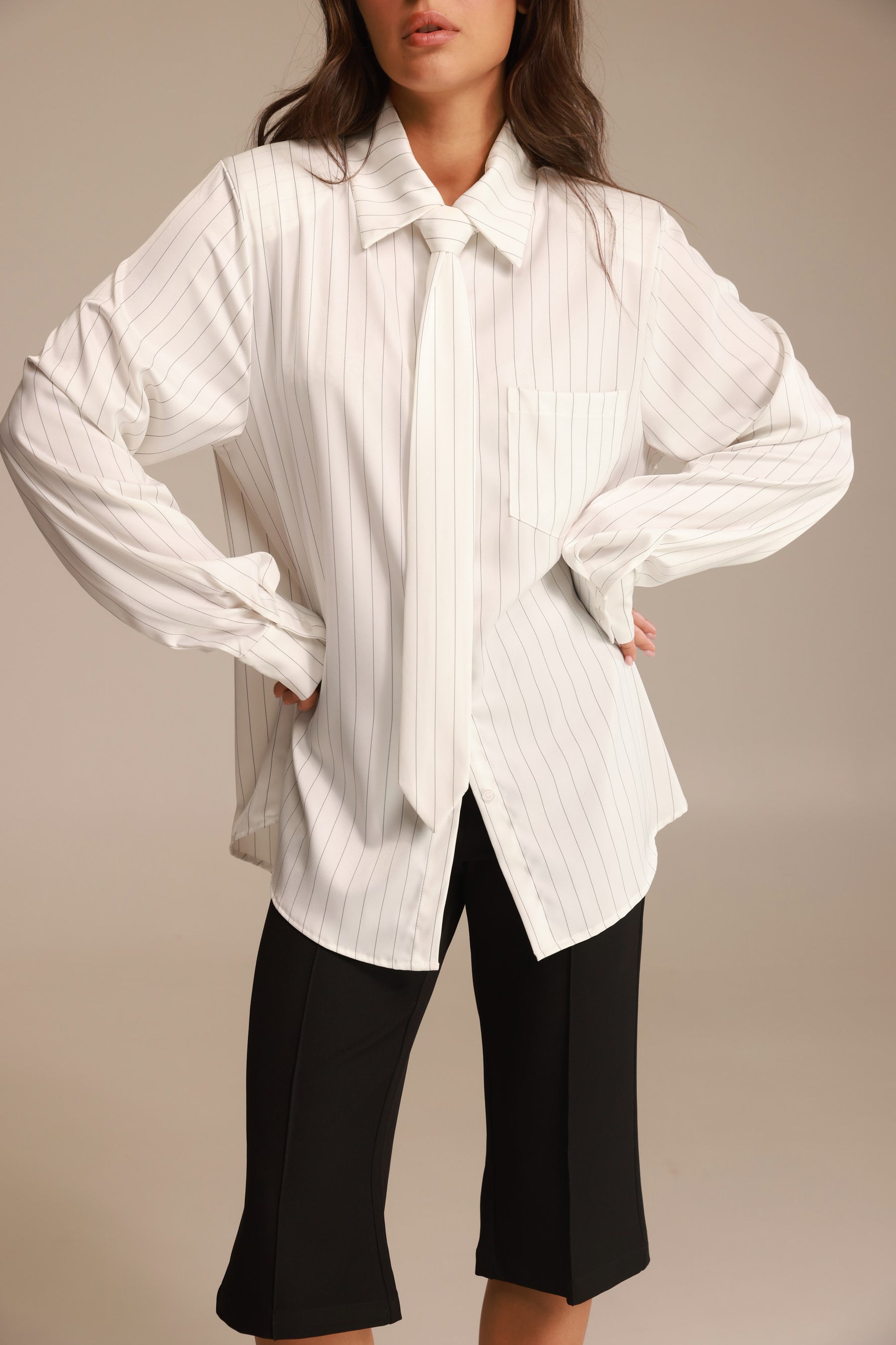 חולצת רוג'רס מכופתרת לבנה