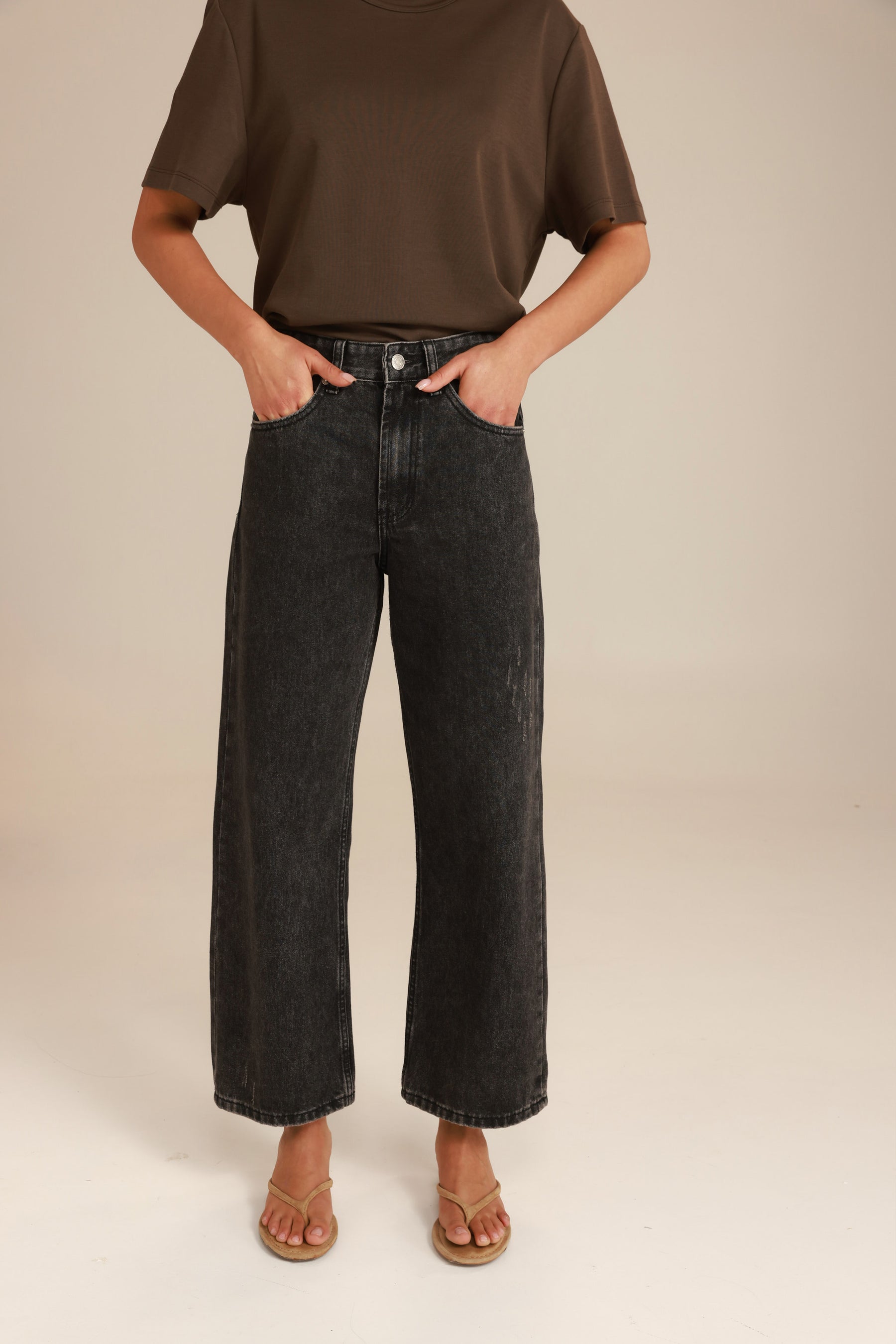 ג'ינס טוני שחור