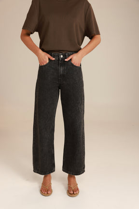 ג'ינס טוני שחור