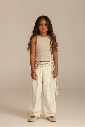 גופיית אנאלי בז'