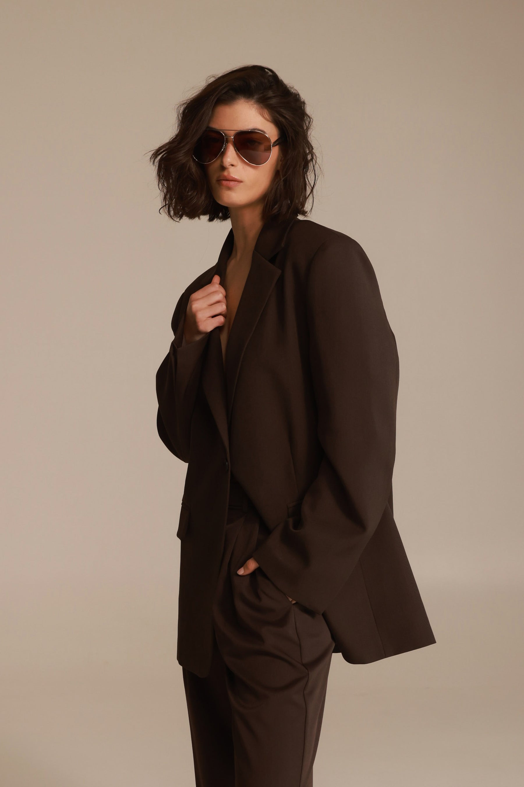 בלייזר נואל חום כהה