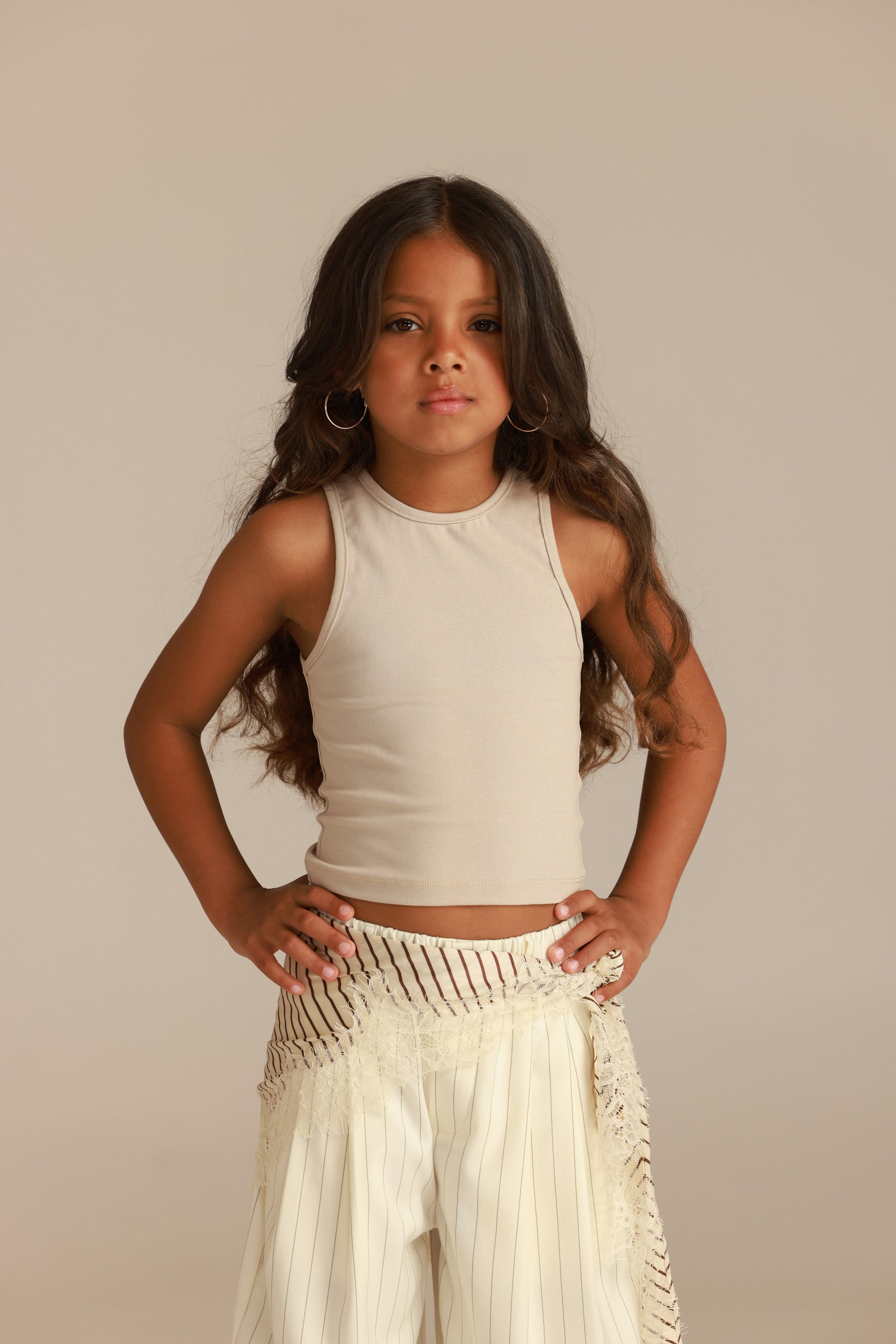 גופיית אנאלי בז'