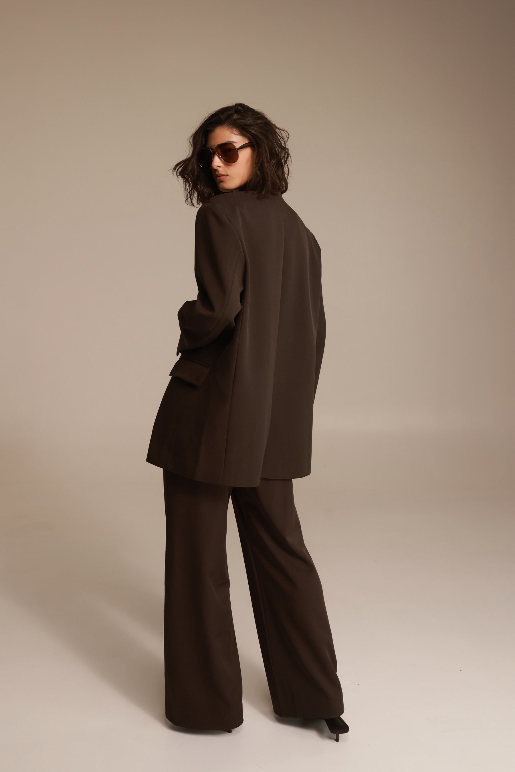 בלייזר נואל חום כהה