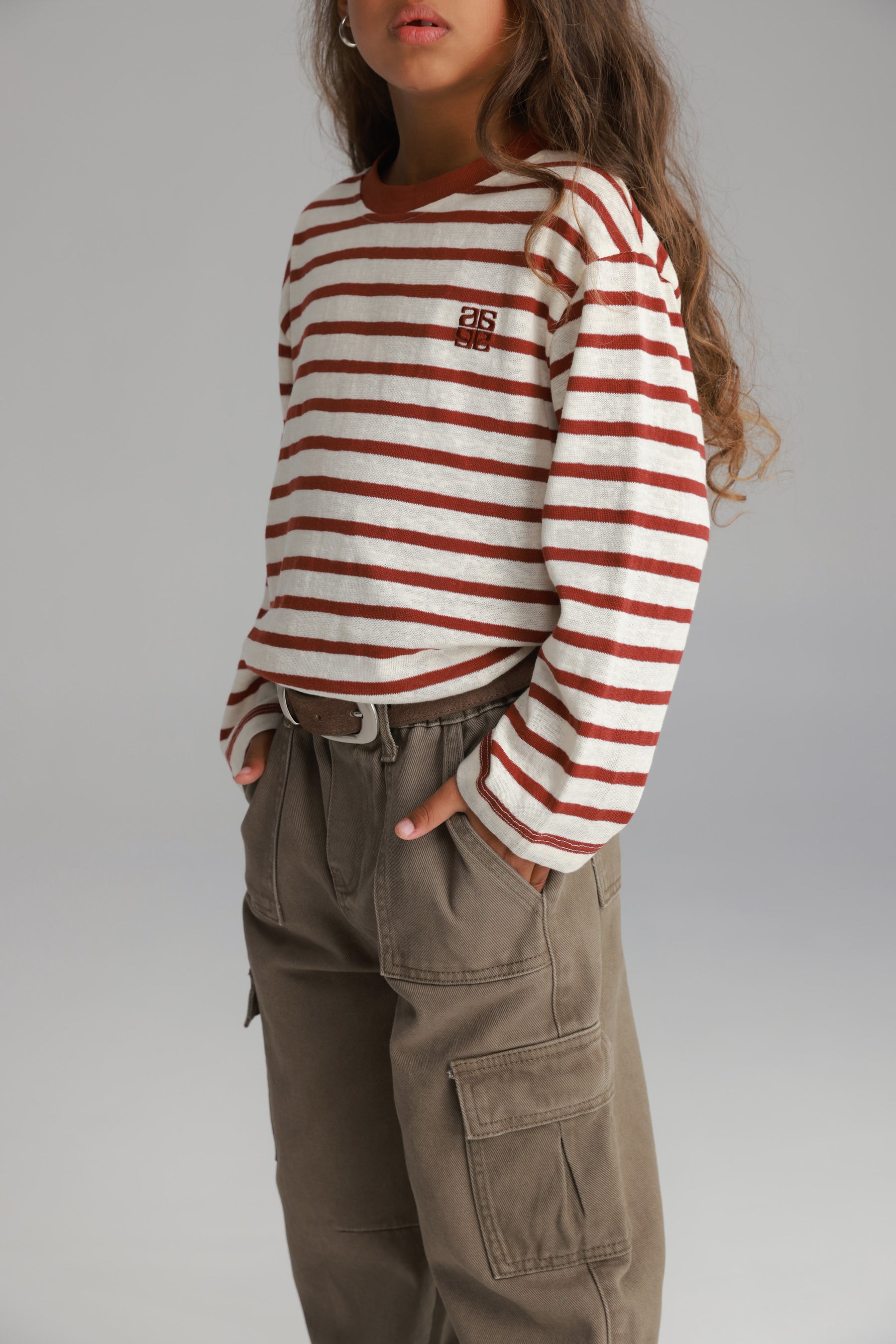 חולצת ניאו שמנת/בורדו