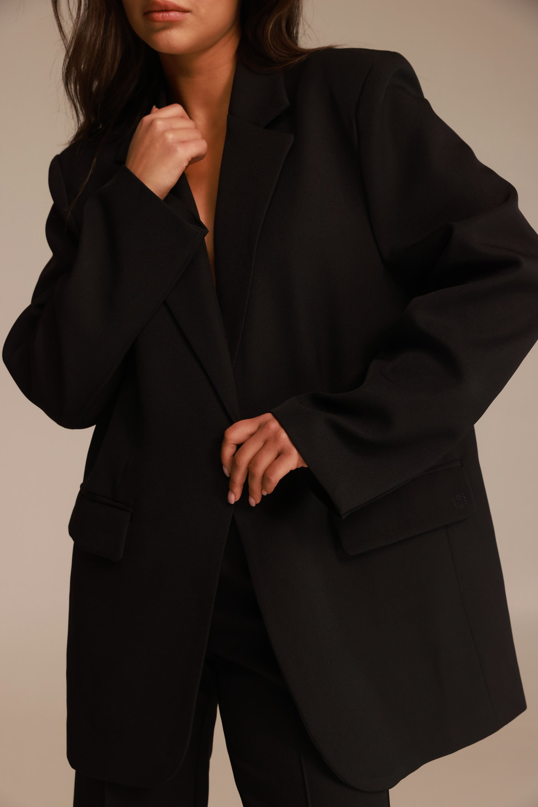 בלייזר נואל שחור