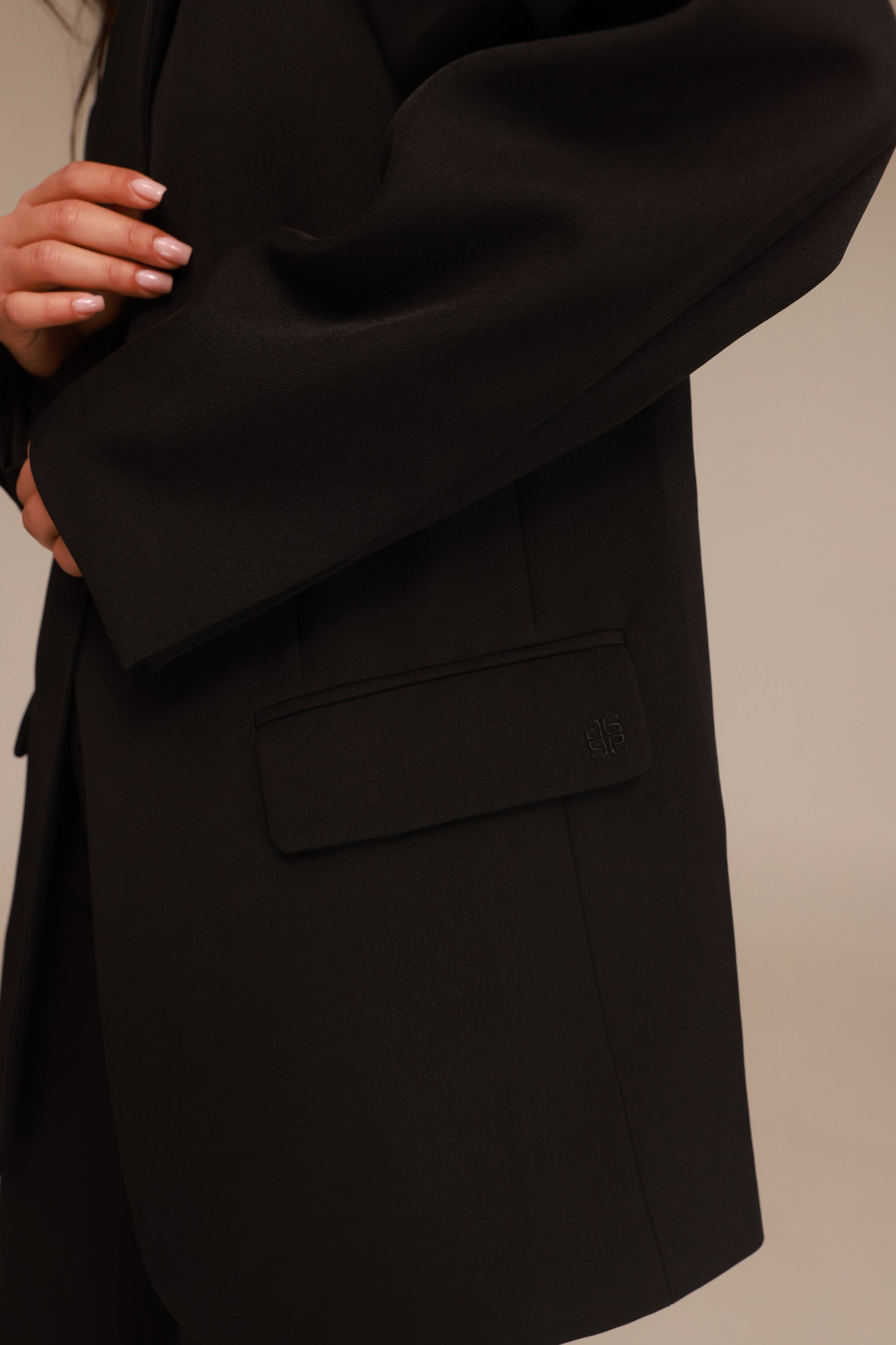 בלייזר נואל שחור