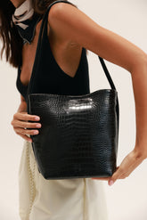 תיק אגוסטין שחור