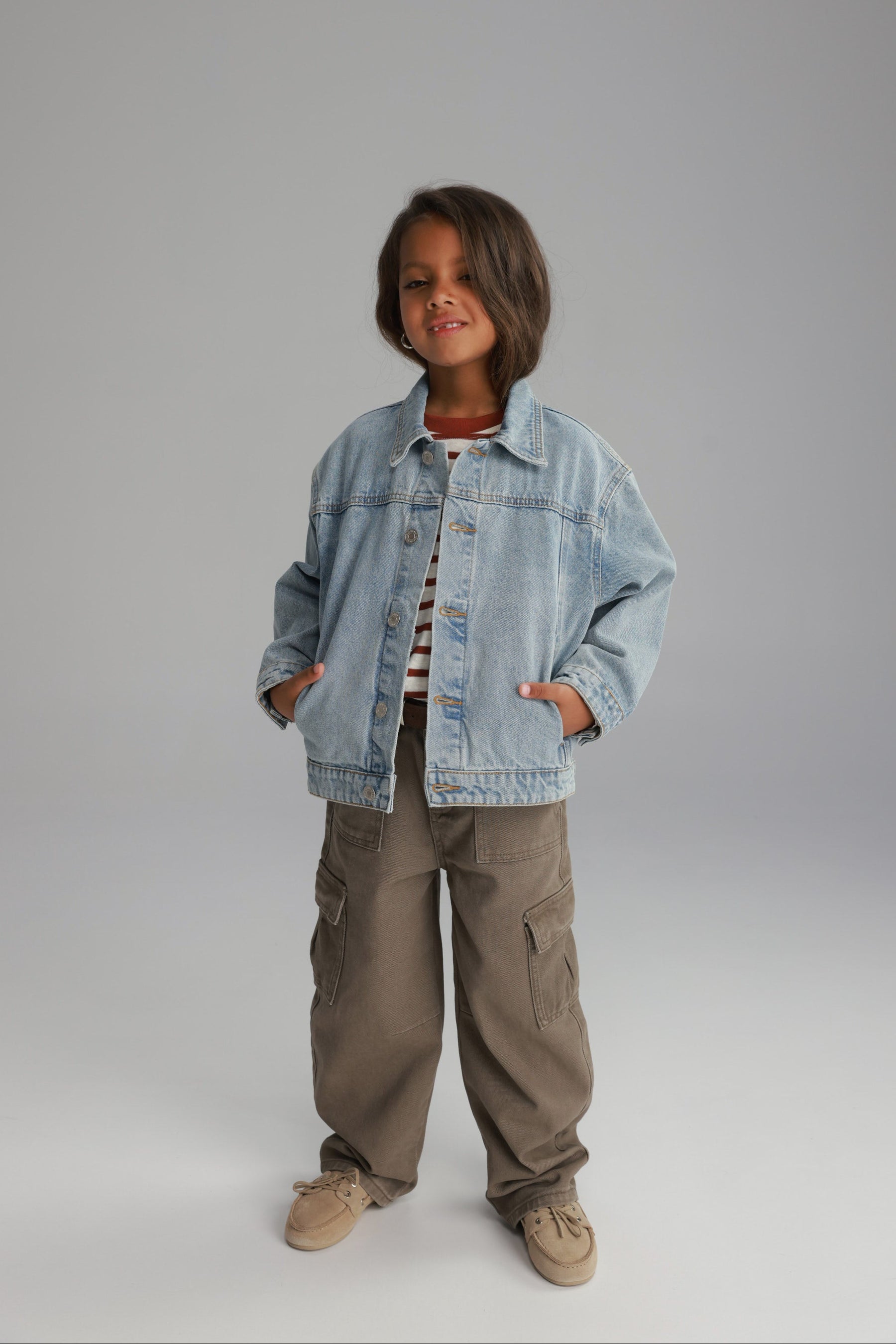 ג'ינס מרטין חאקי