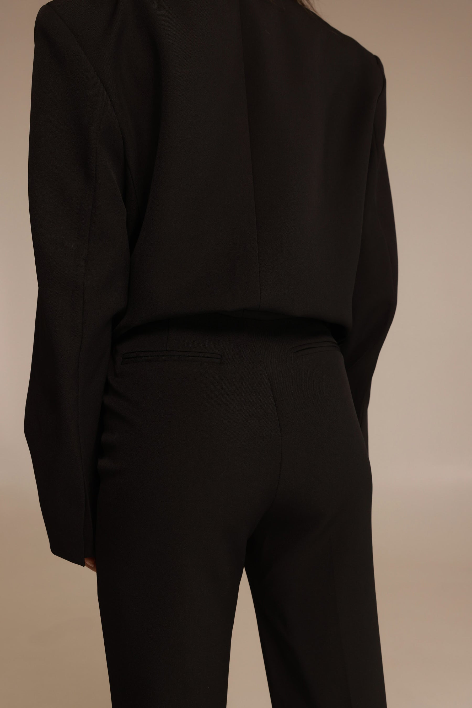 מכנסי נואל שחורים