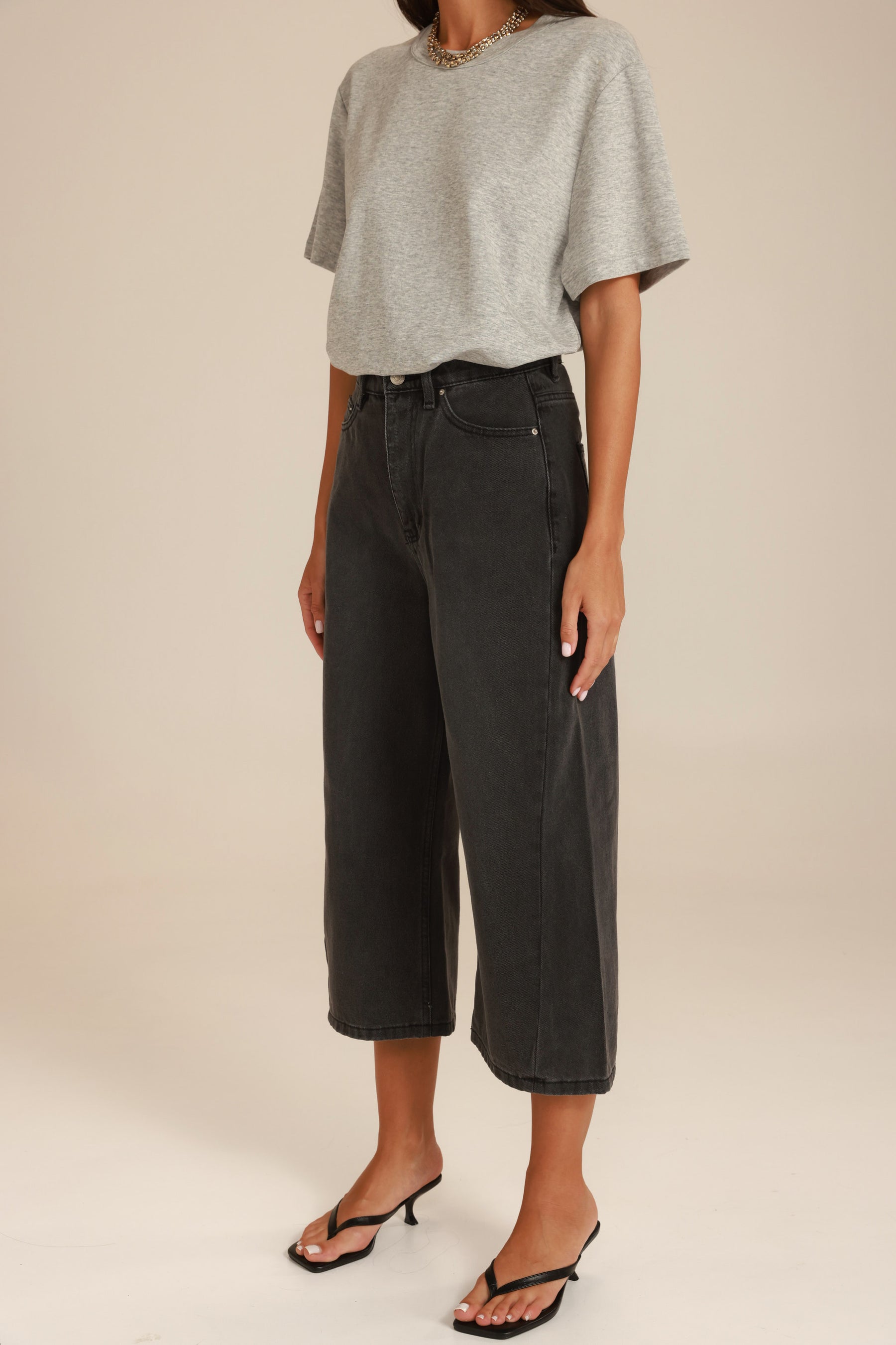 ג'ינס לומי שחור