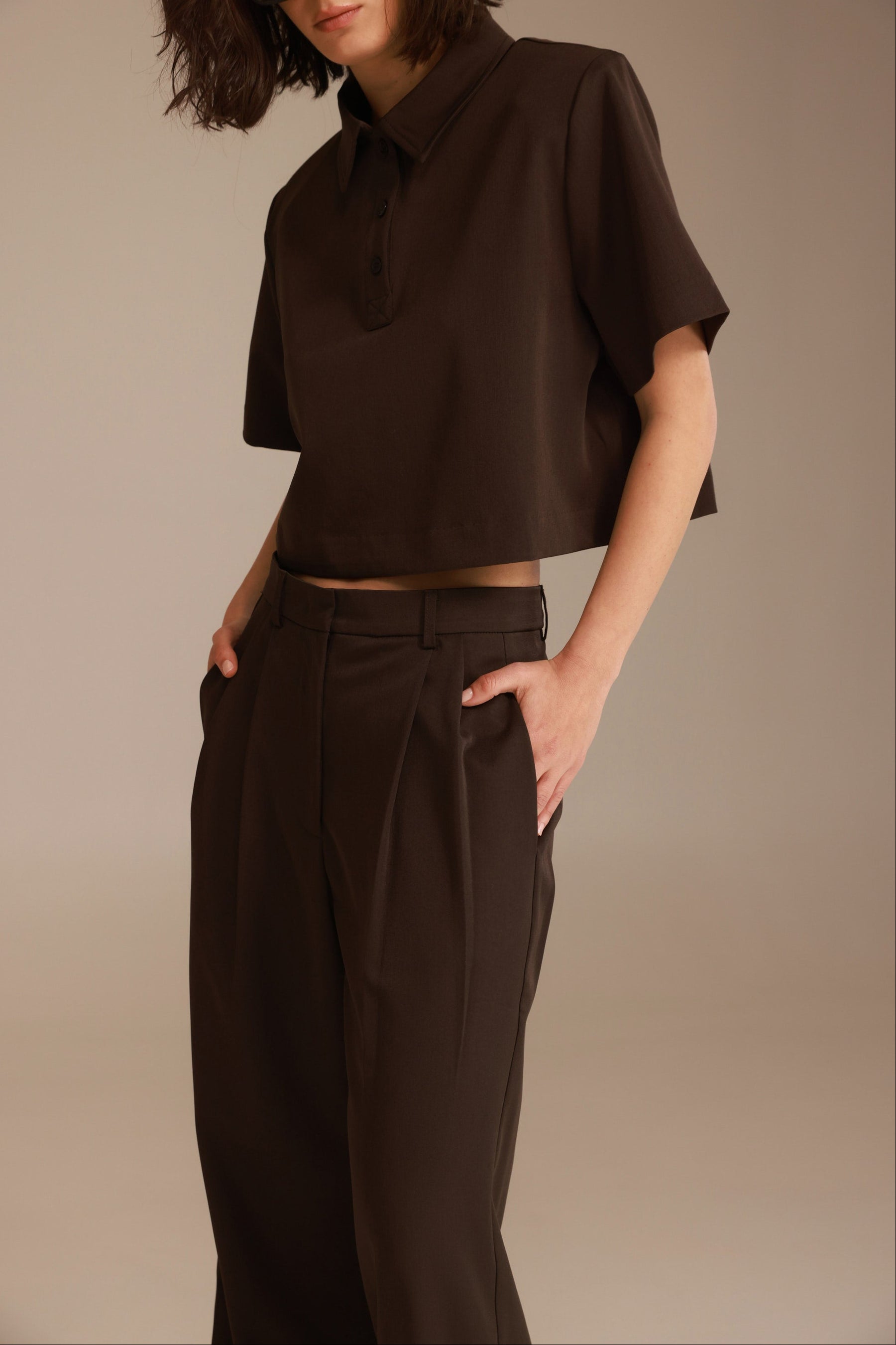 חולצת קרופ לארס חומה