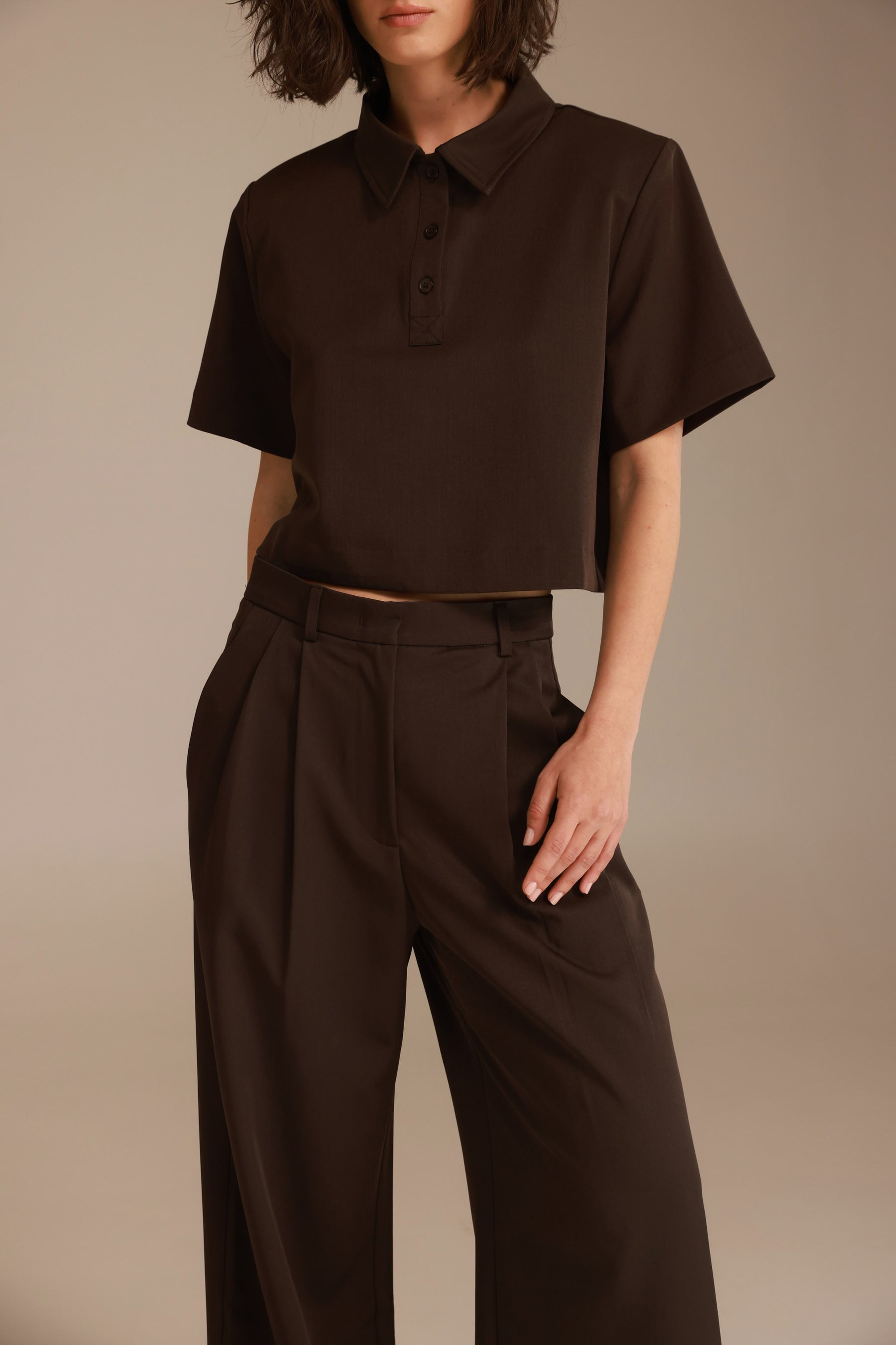 חולצת קרופ לארס חומה