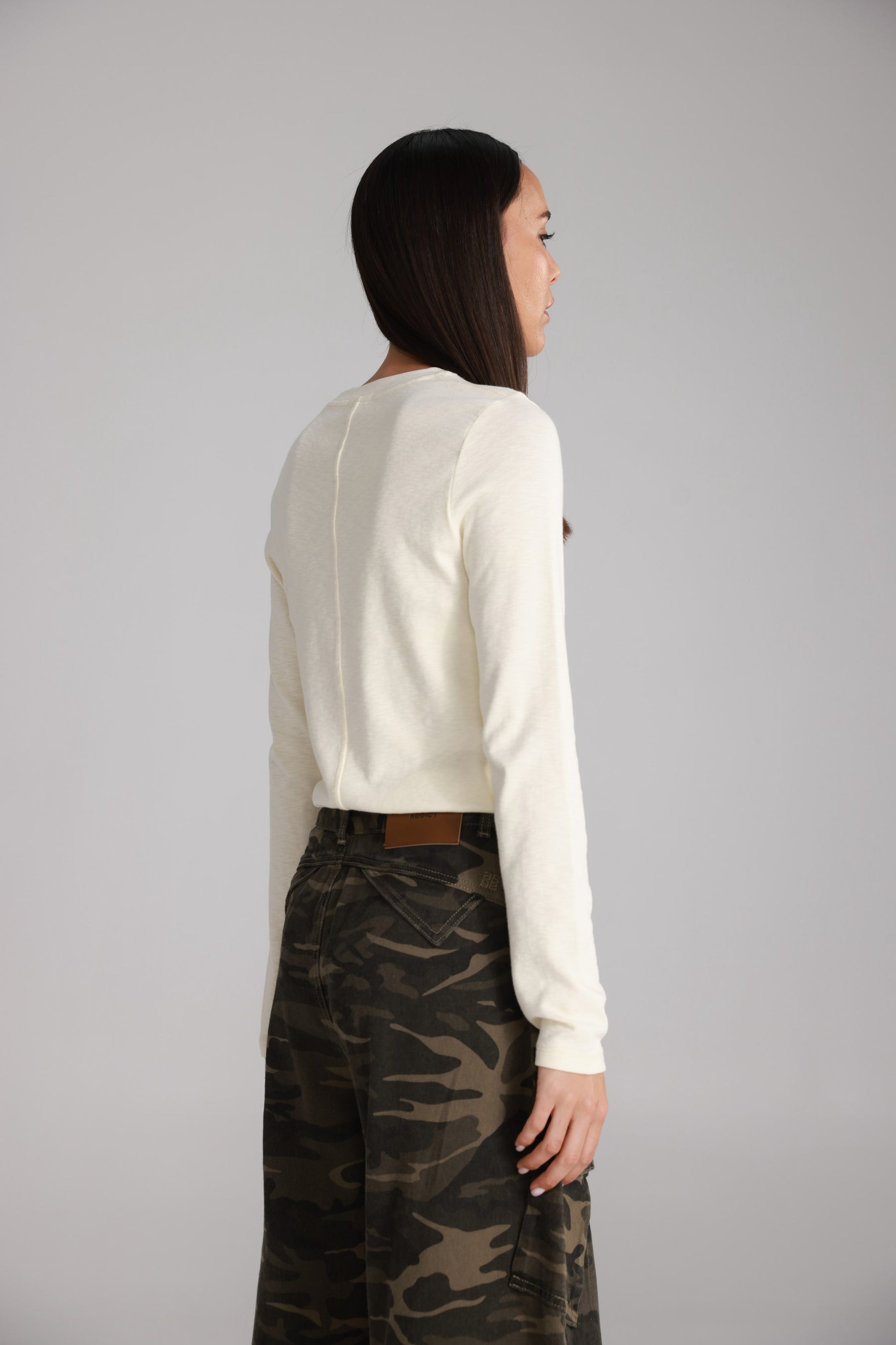 חולצת ג'יני שמנת