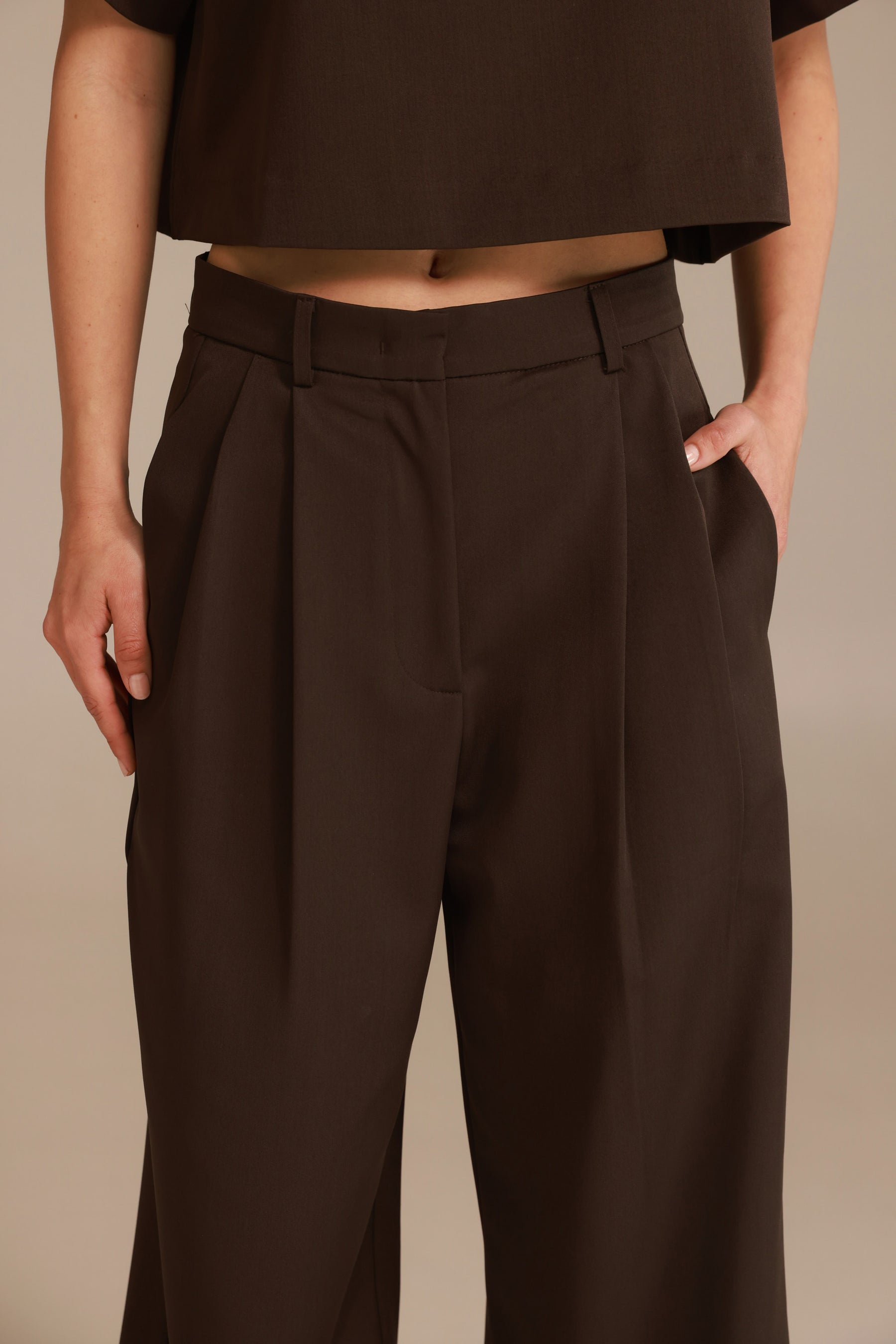 מכנסי לארס חומים