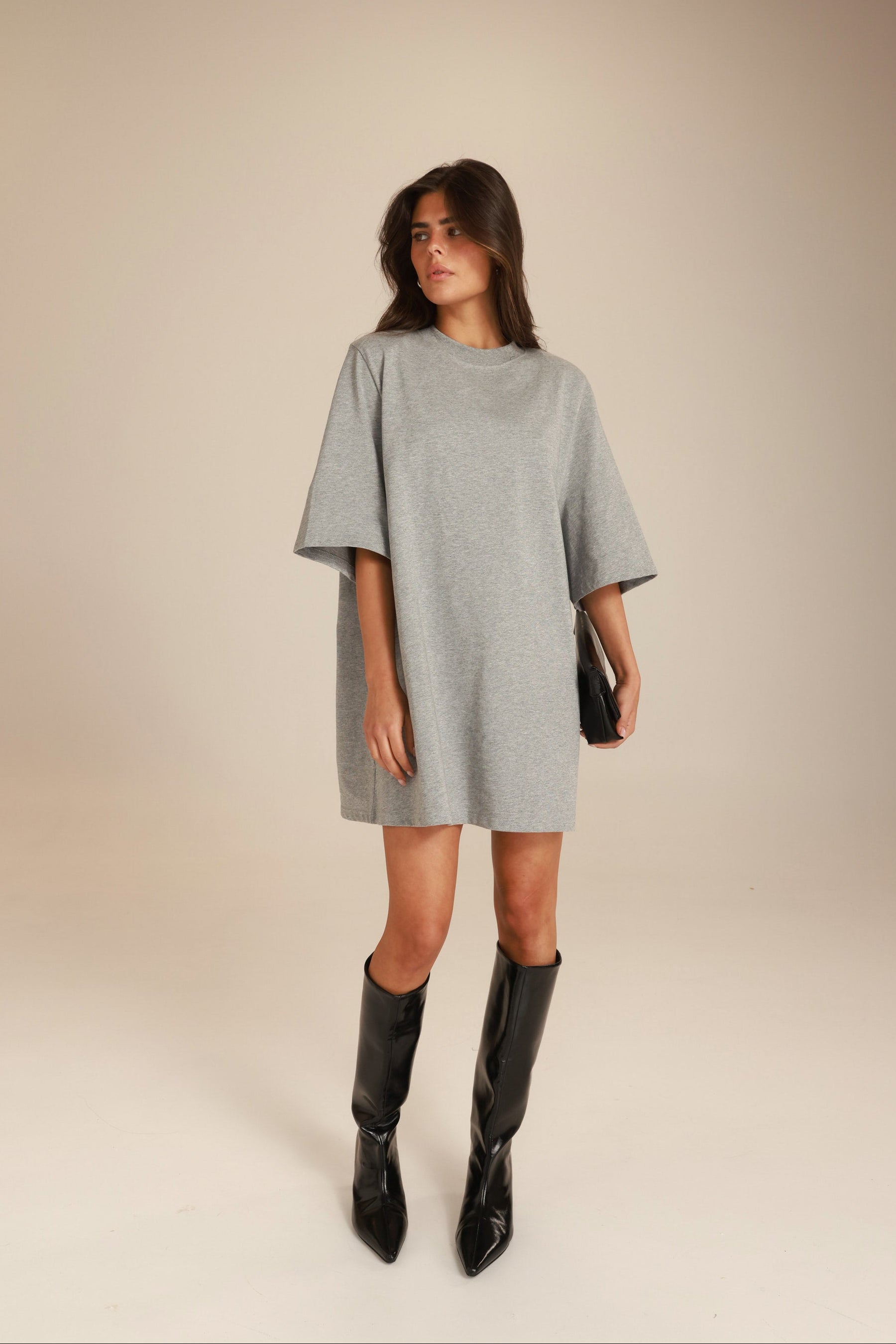 שמלת אלה אפורה