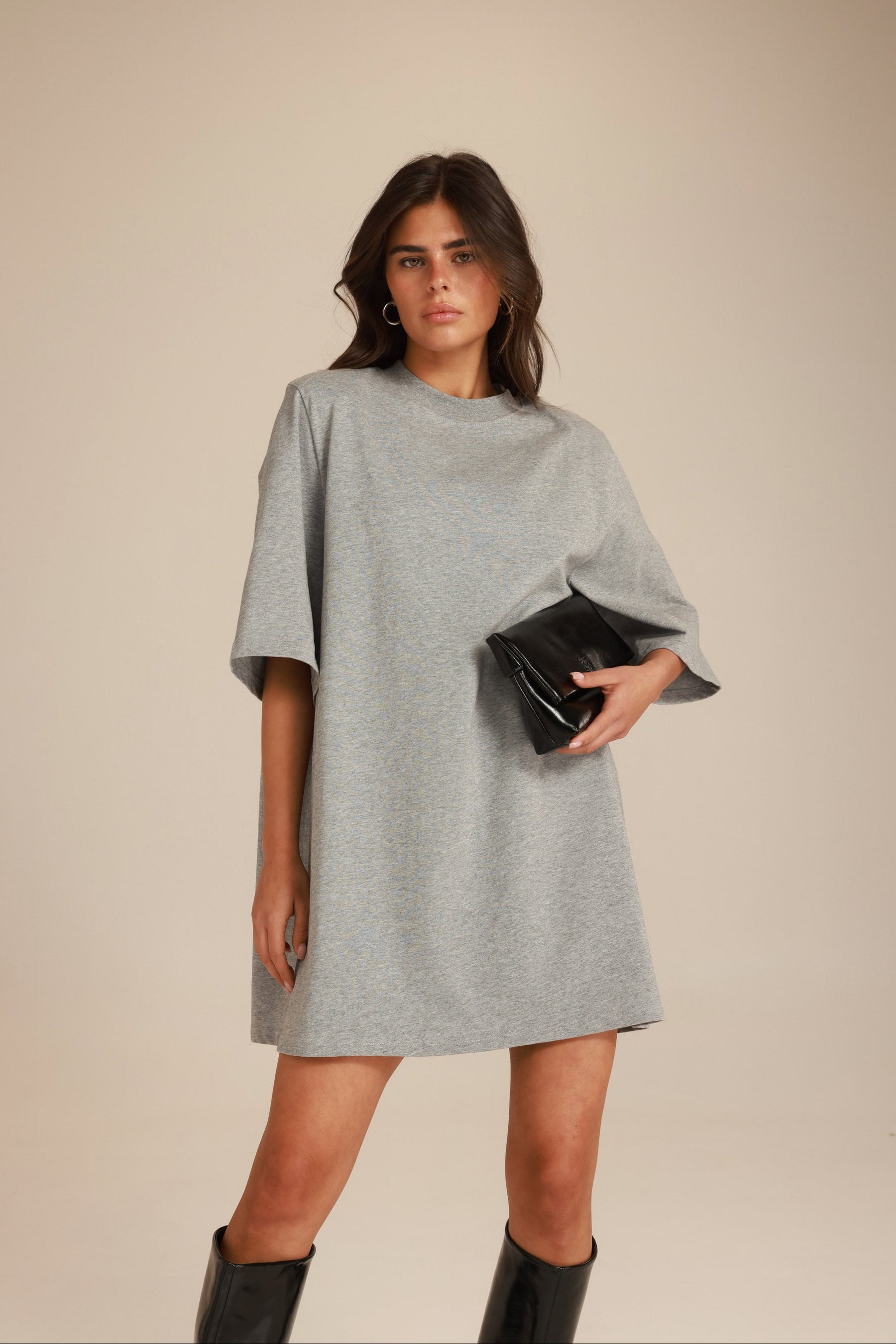 שמלת אלה אפורה